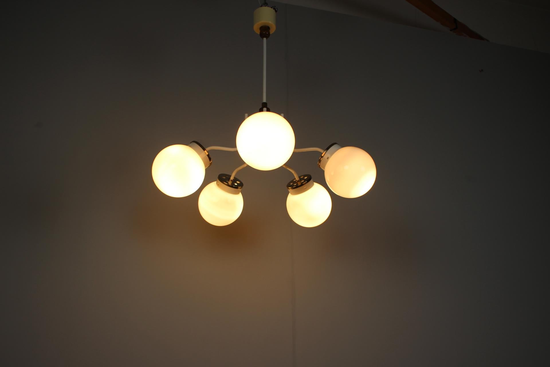 Lampadario in vetro anni '70, Cecoslovacchia in vendita 8