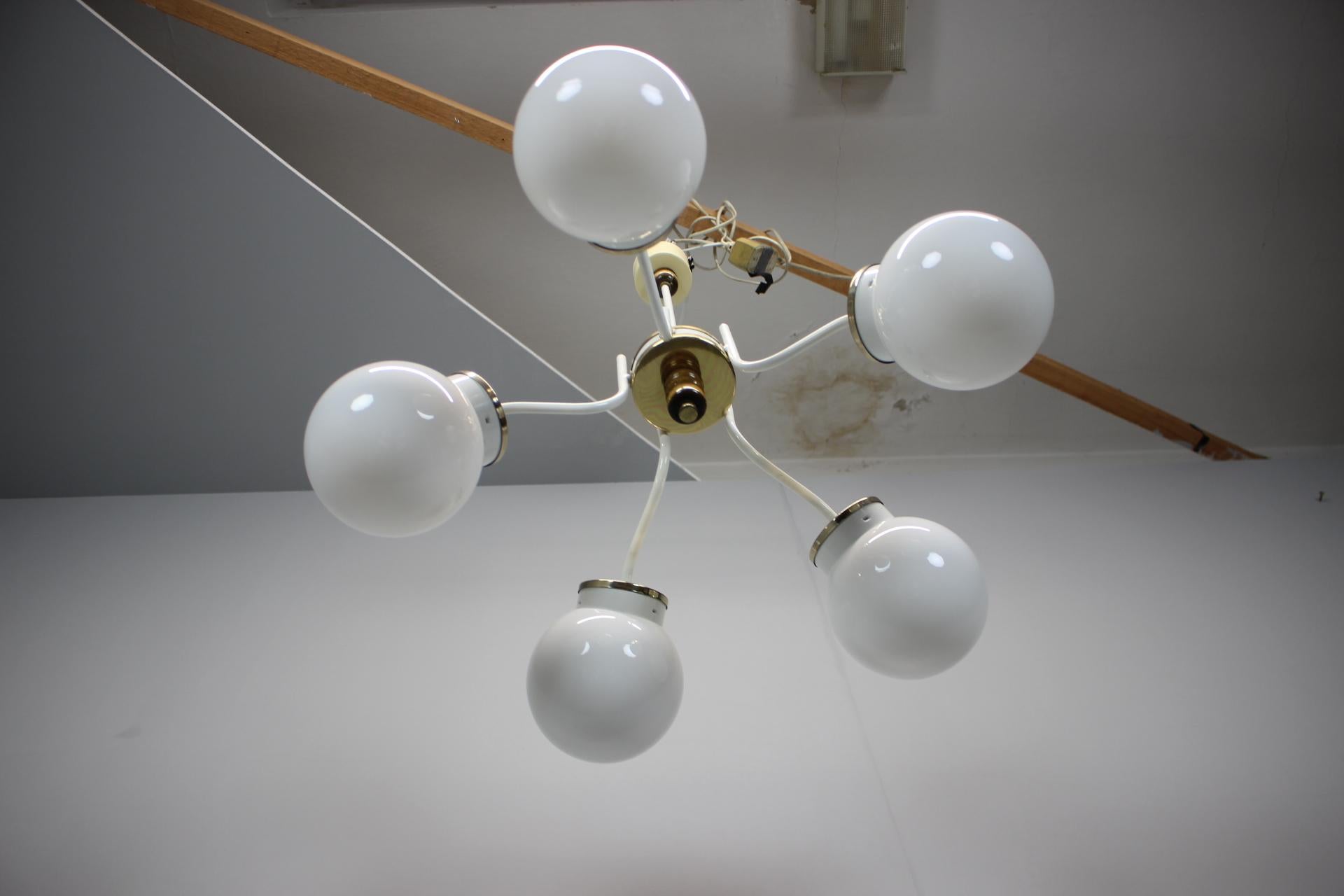 Lampadario in vetro anni '70, Cecoslovacchia In condizioni buone in vendita a Praha, CZ