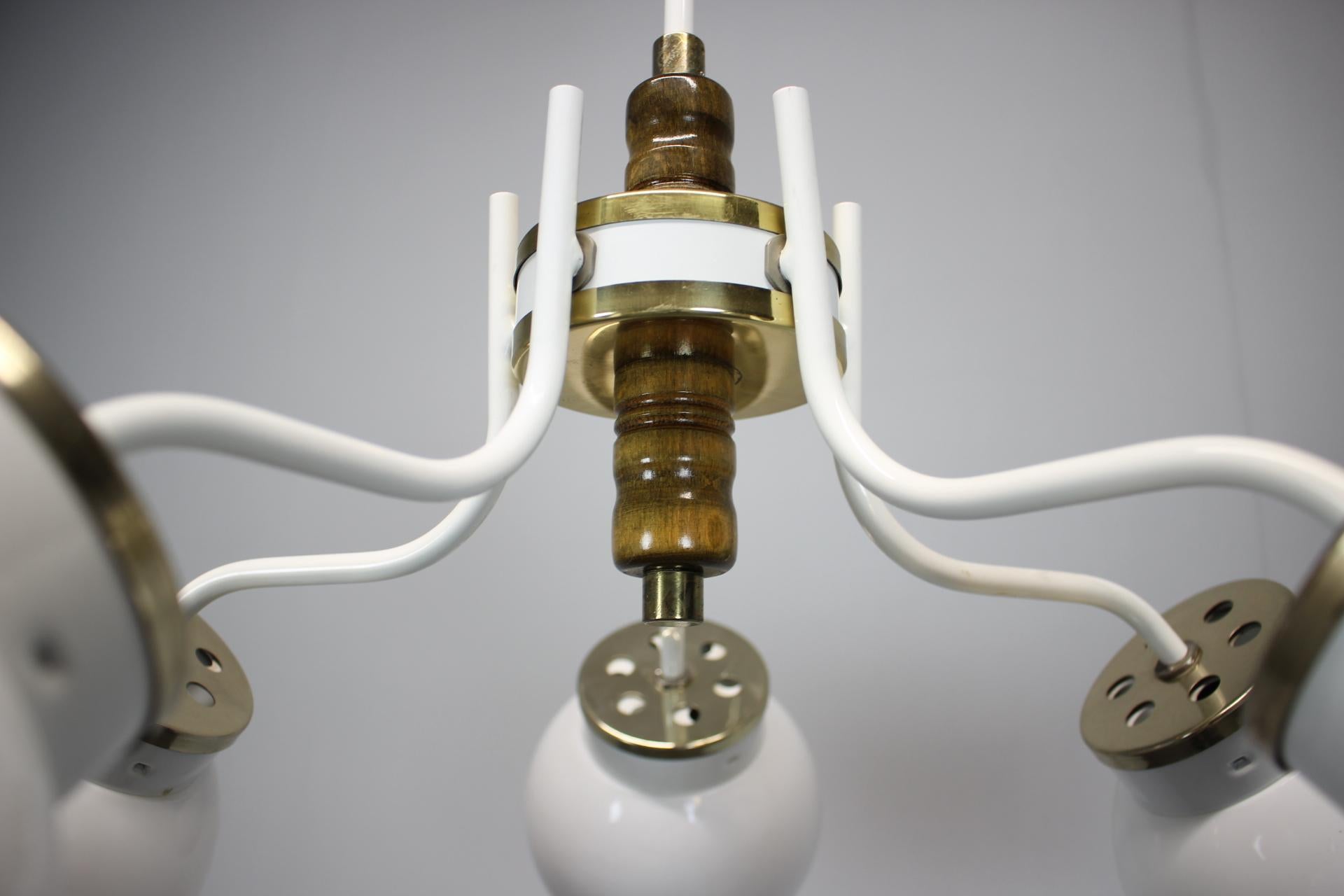 Vetro Lampadario in vetro anni '70, Cecoslovacchia in vendita