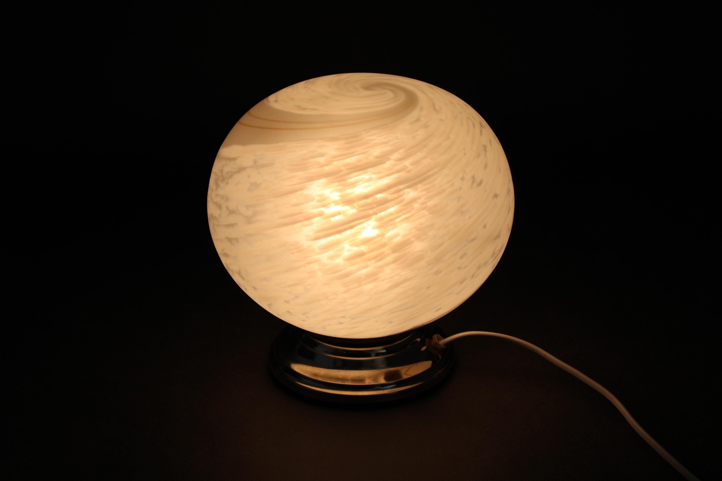 Globo de cristal de los años 70 
