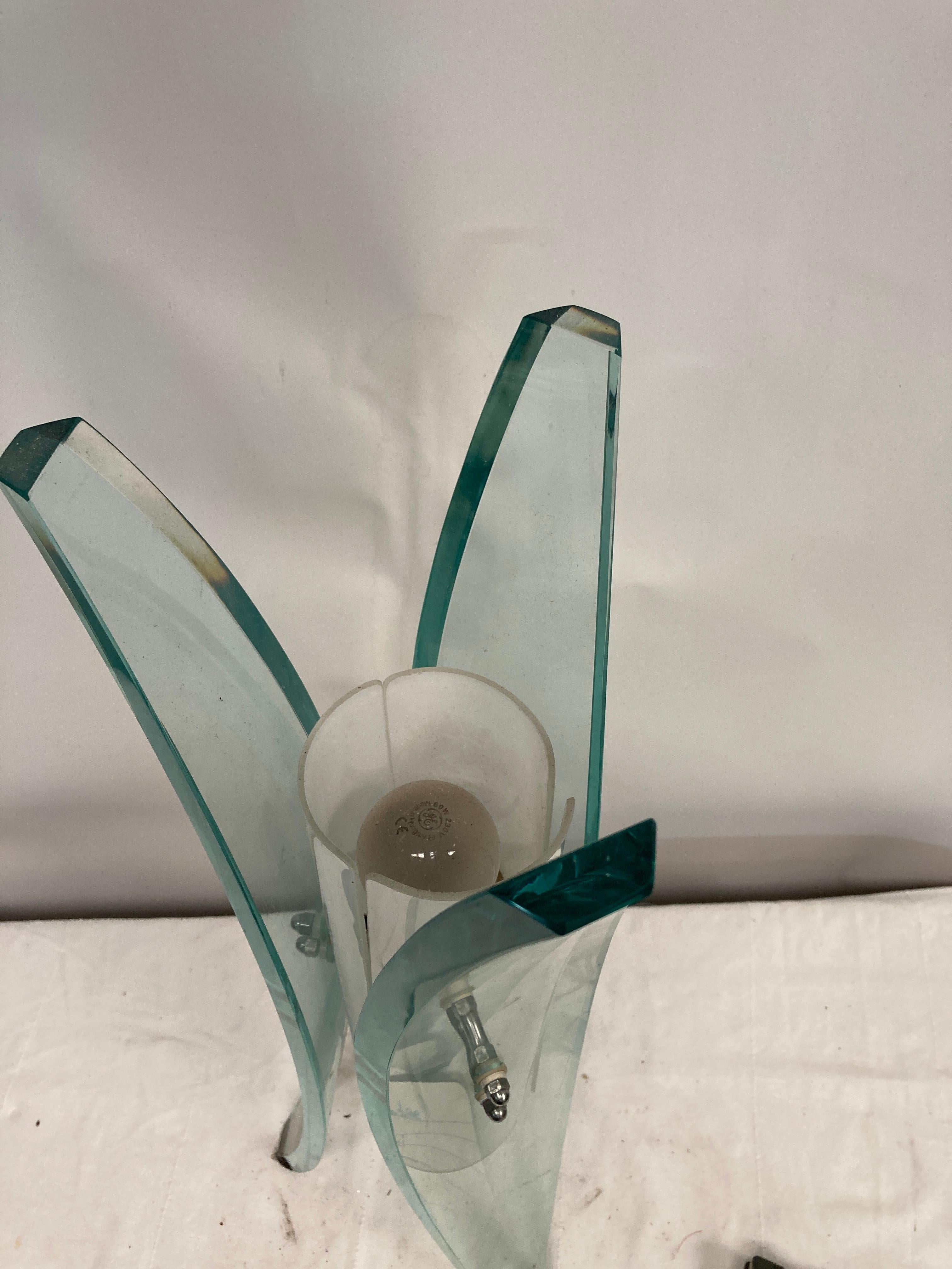 1970's glass lamp attributed to Fontana Arté For Sale 3