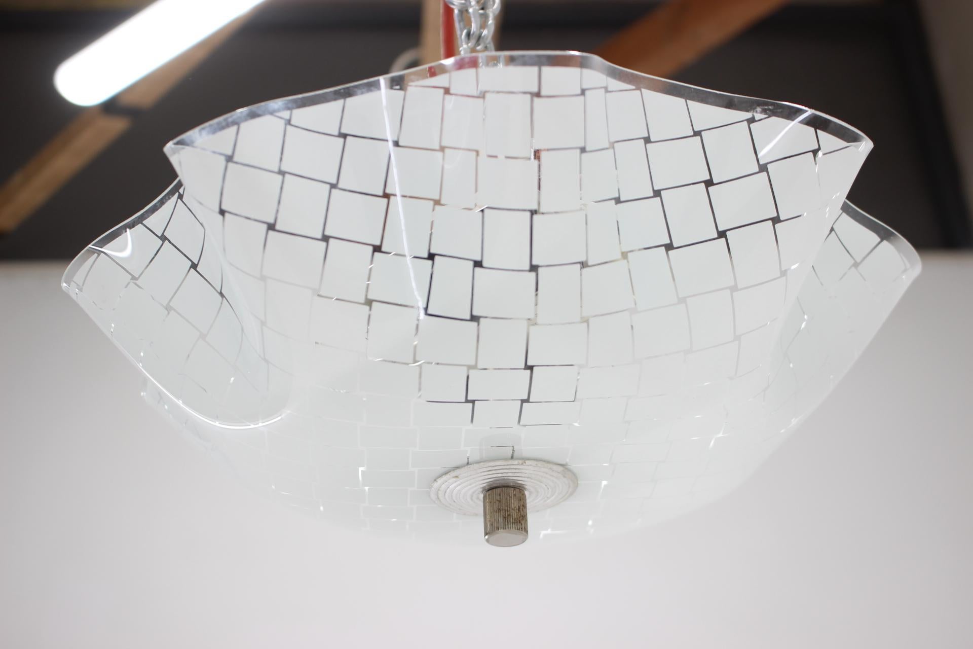 1970s Glass Pendant Lamp, Czechoslovakia In Good Condition For Sale In Praha, CZ