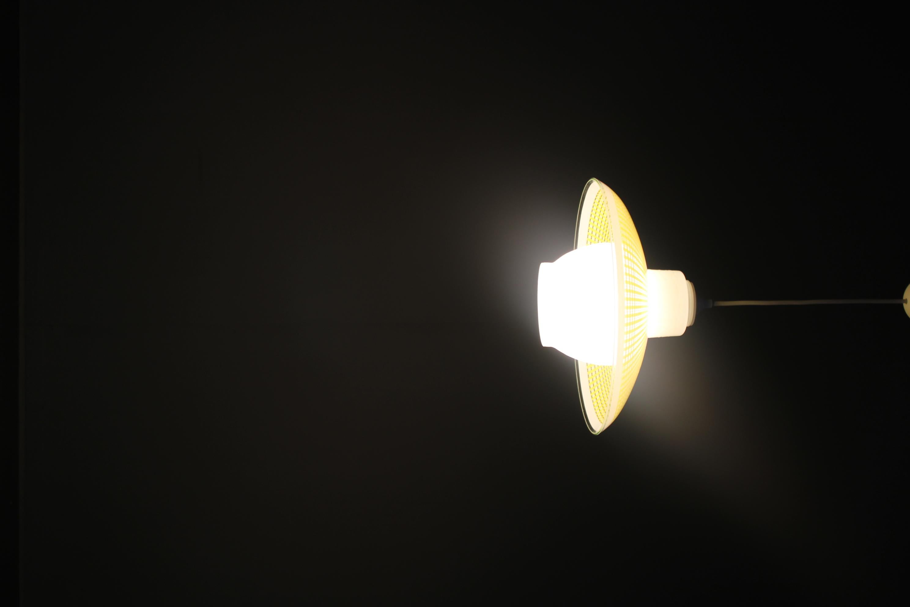 Lampada a sospensione in vetro degli anni '70, Cecoslovacchia in vendita 4