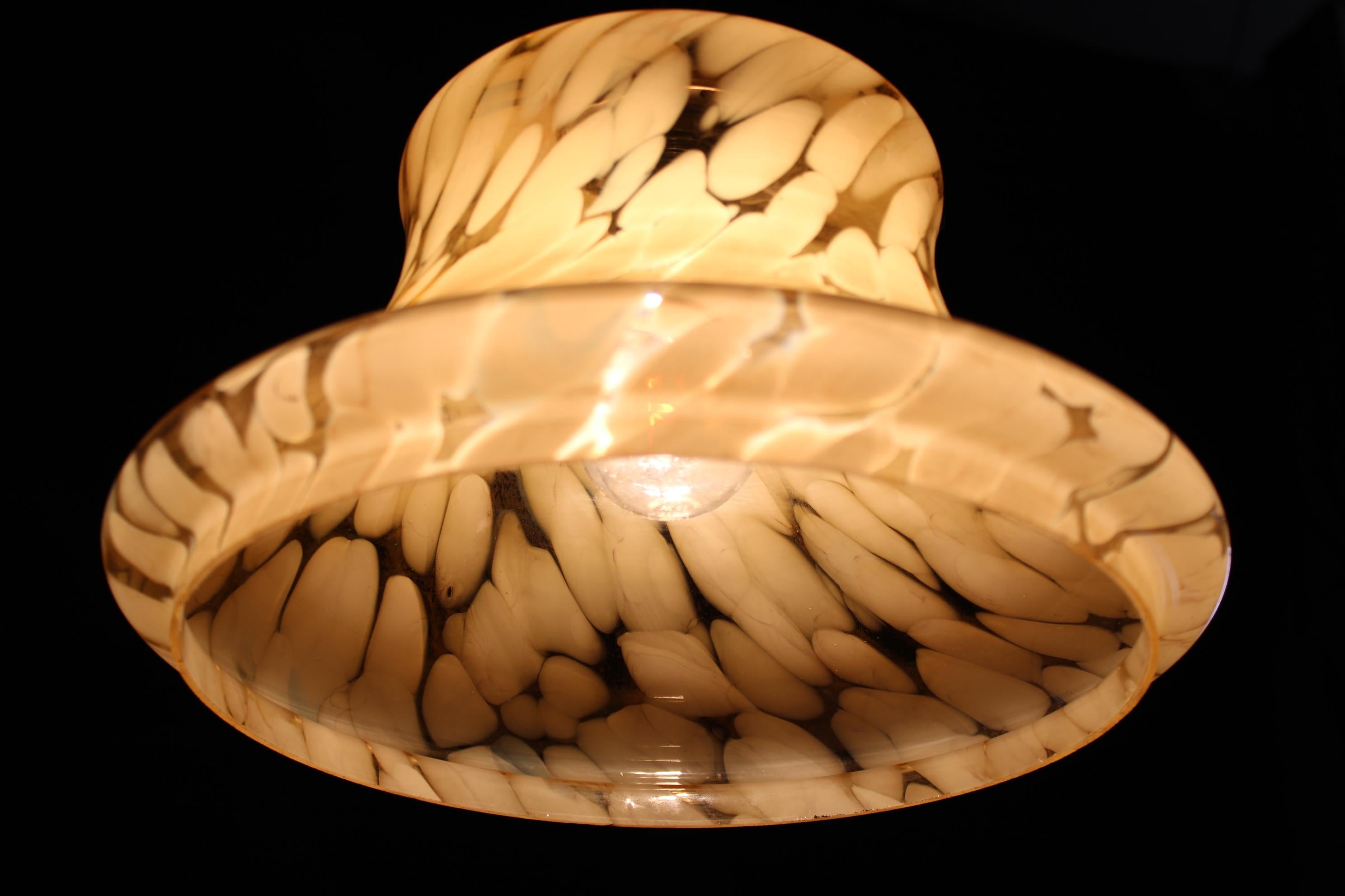 Vetro Lampada a sospensione in vetro degli anni '70, Cecoslovacchia in vendita