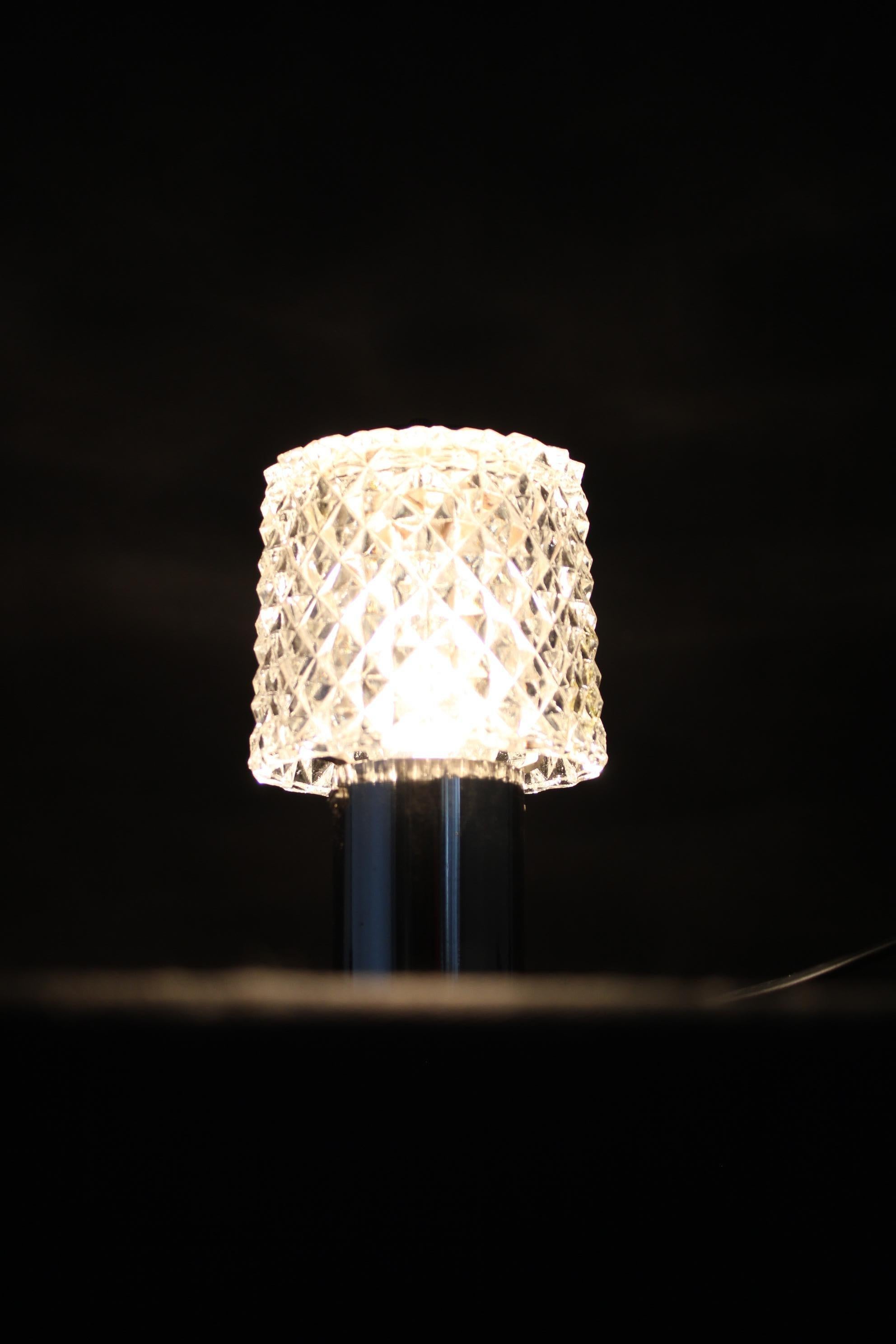 1970er Glas-Tischlampe von Kamenicky Senov, Tschechoslowakei im Angebot 4