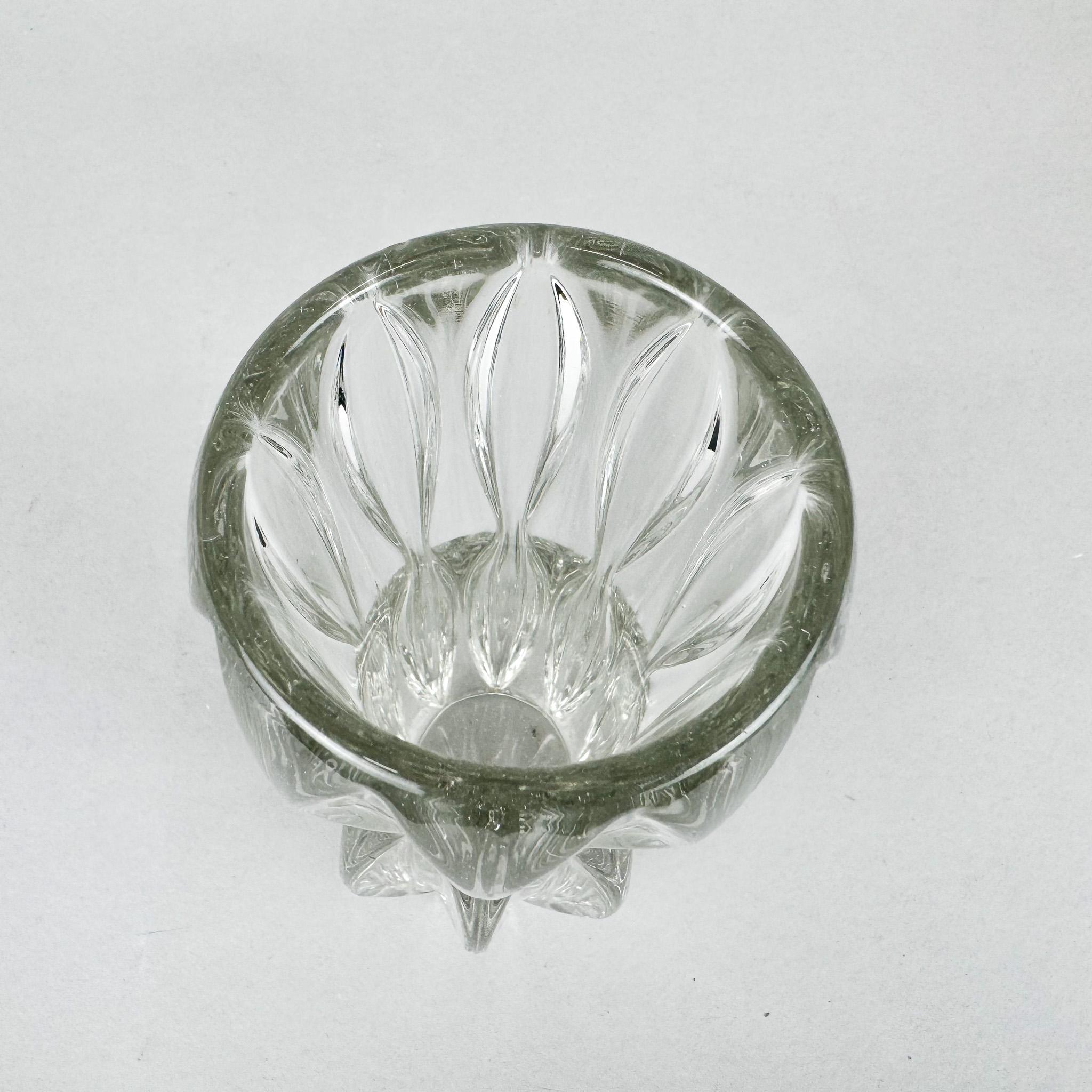 Mid-Century moderno Vaso in vetro degli anni '70 del designer Jan Schmid, Cecoslovacchia in vendita
