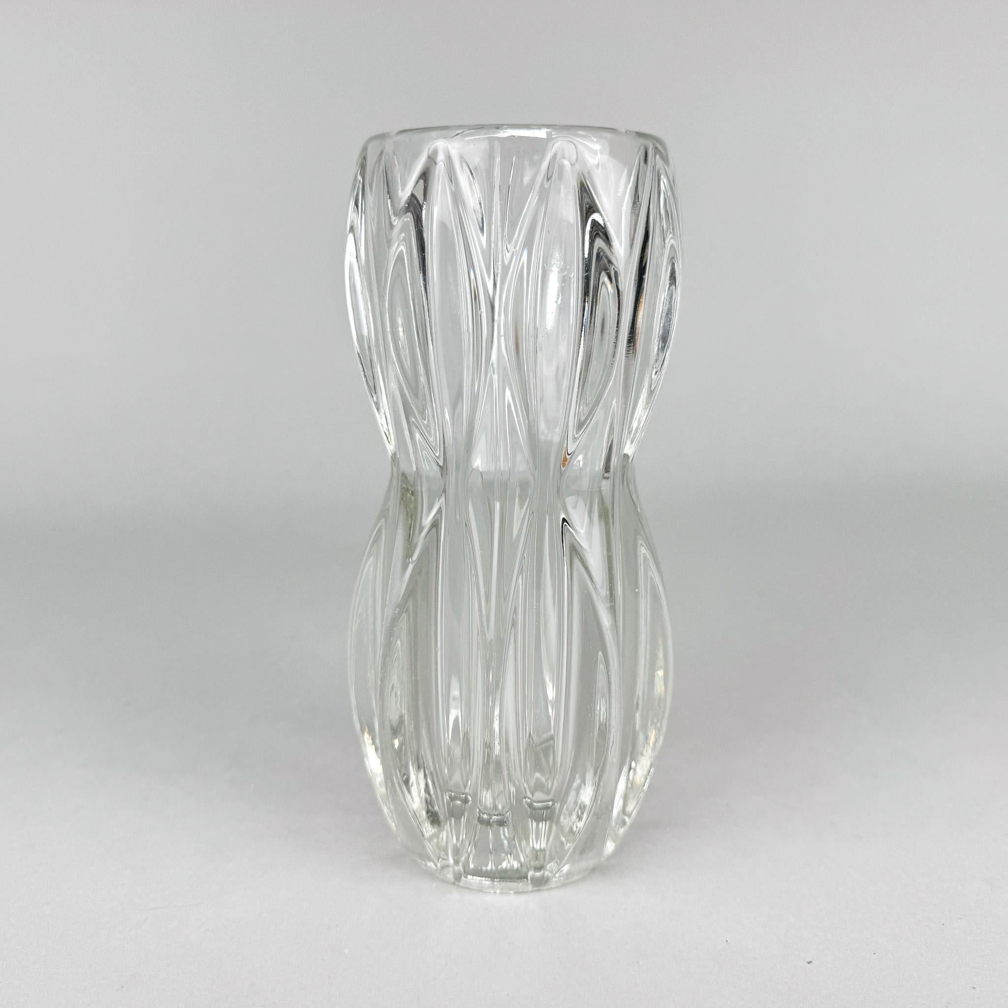Vetro Vaso in vetro degli anni '70 del designer Jan Schmid, Cecoslovacchia in vendita