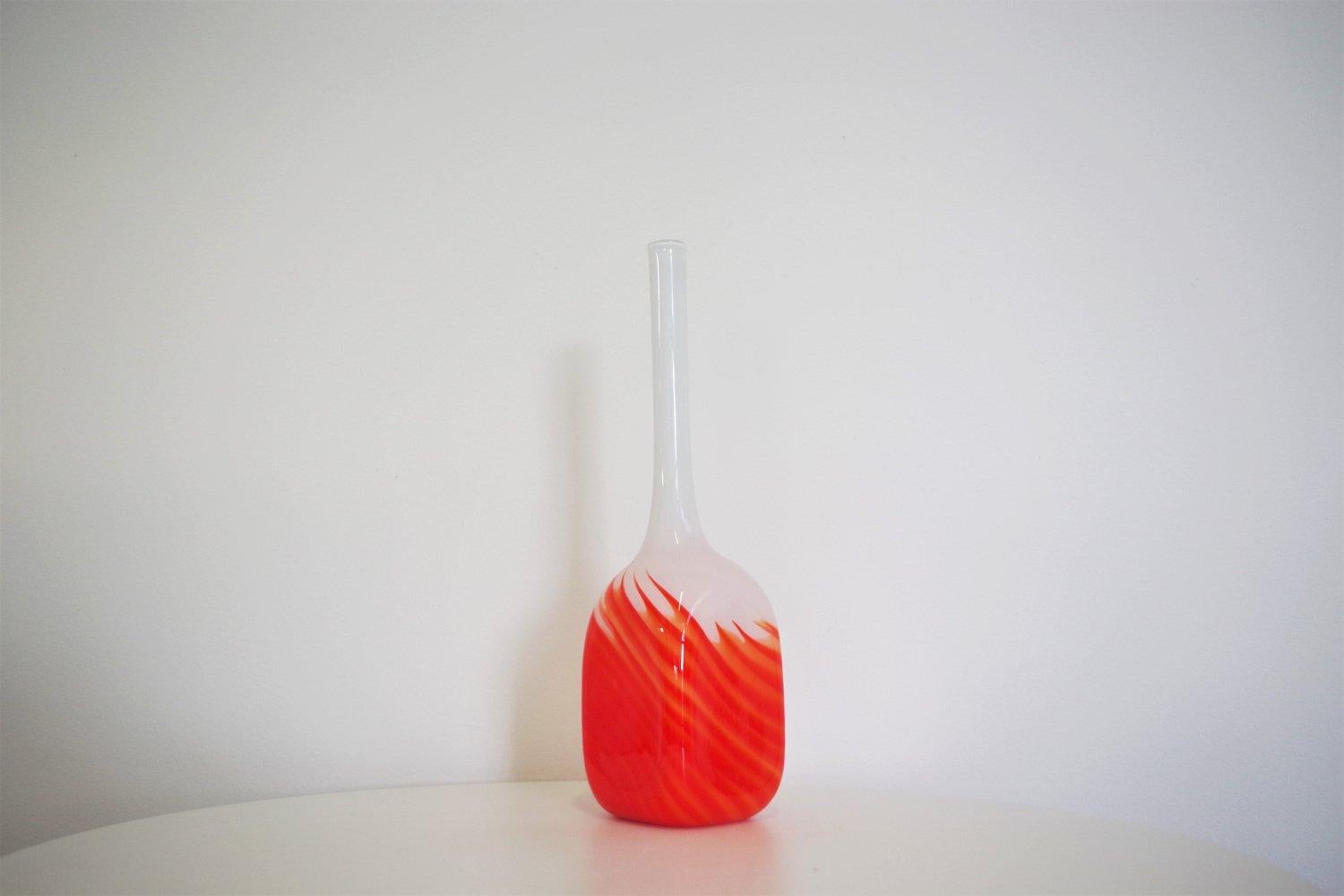 1970s Glass Vase - Vintage Italian Design In condizioni buone in vendita a Manzano, IT