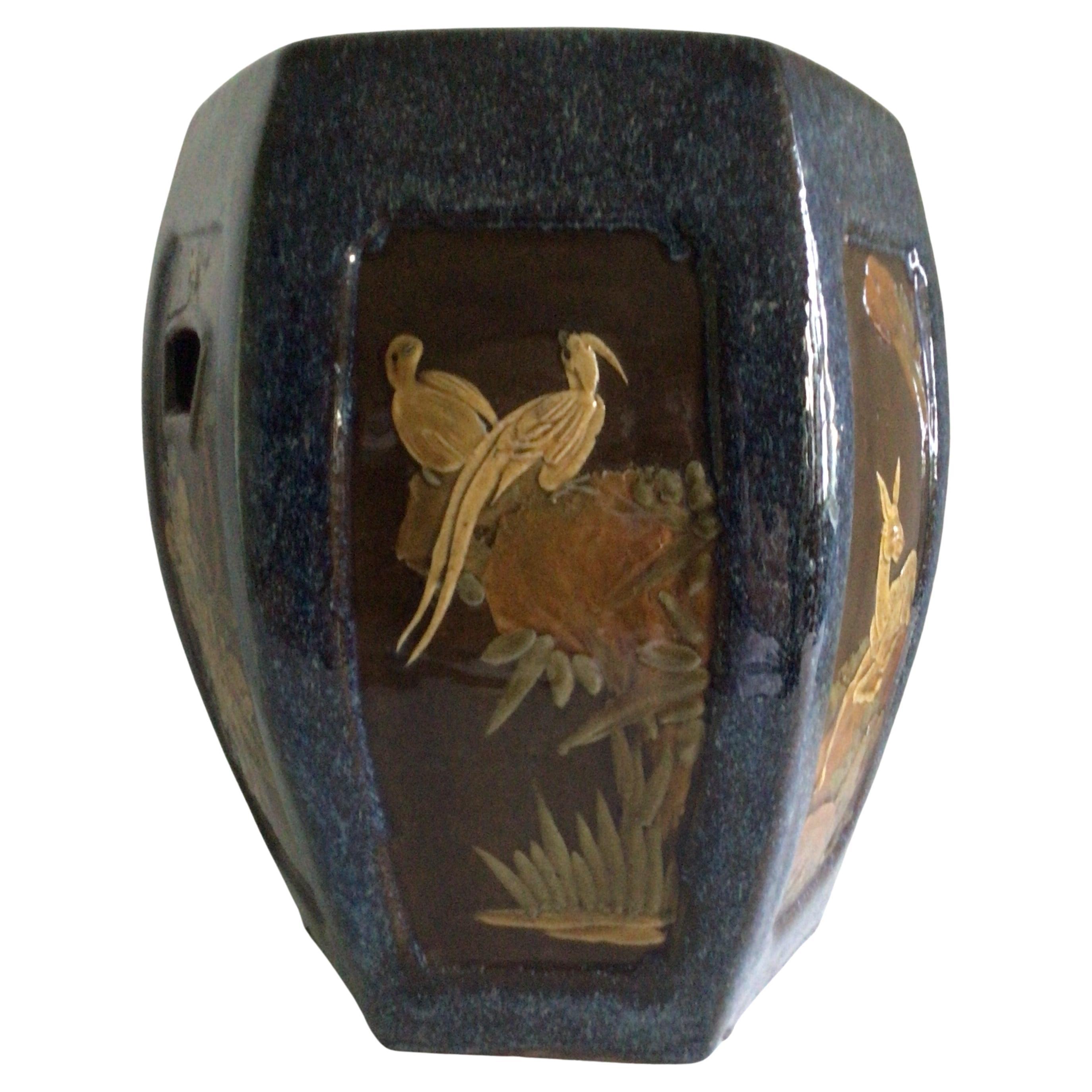 Asiento de jardín de cerámica esmaltada de los años 70 en venta