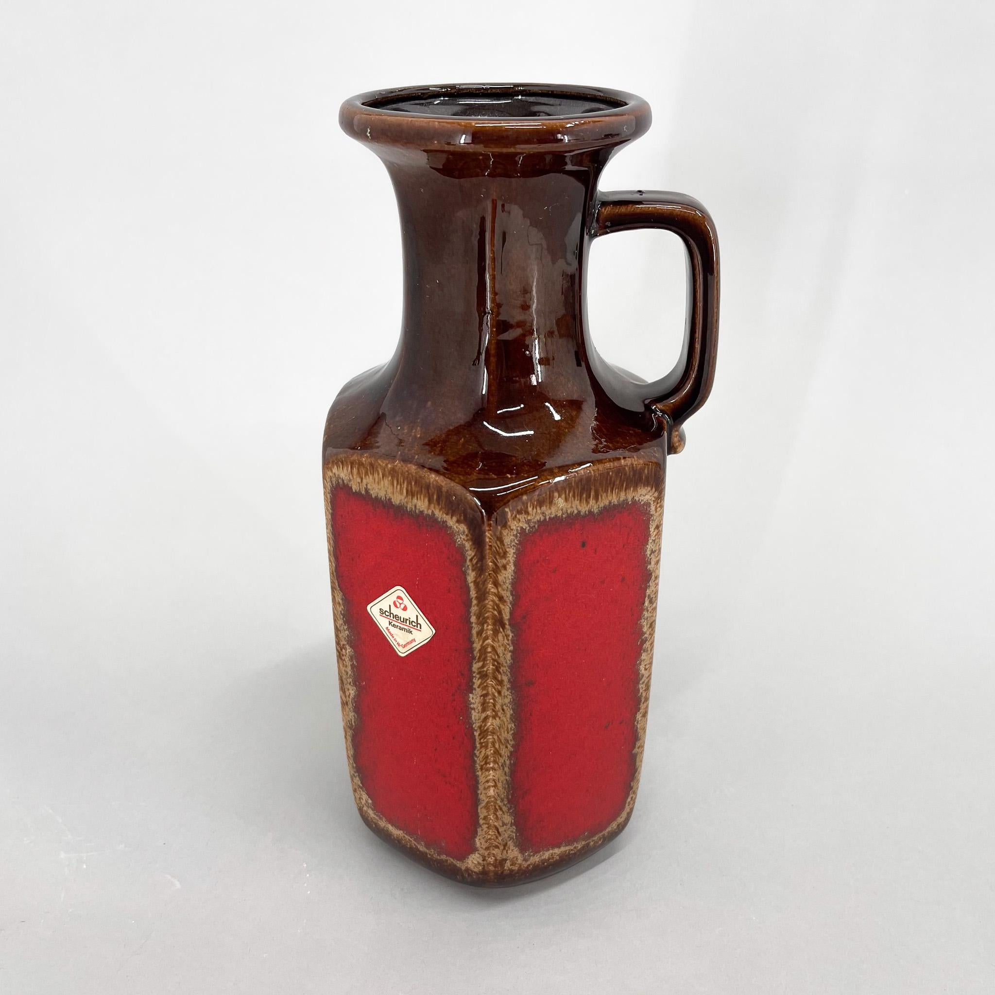 Allemand Vase/jupe allemand en céramique émaillée des années 1970 par Scheurich Keramik, étiqueté en vente