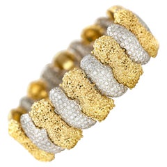 1970s Gold and Diamond Bracelet