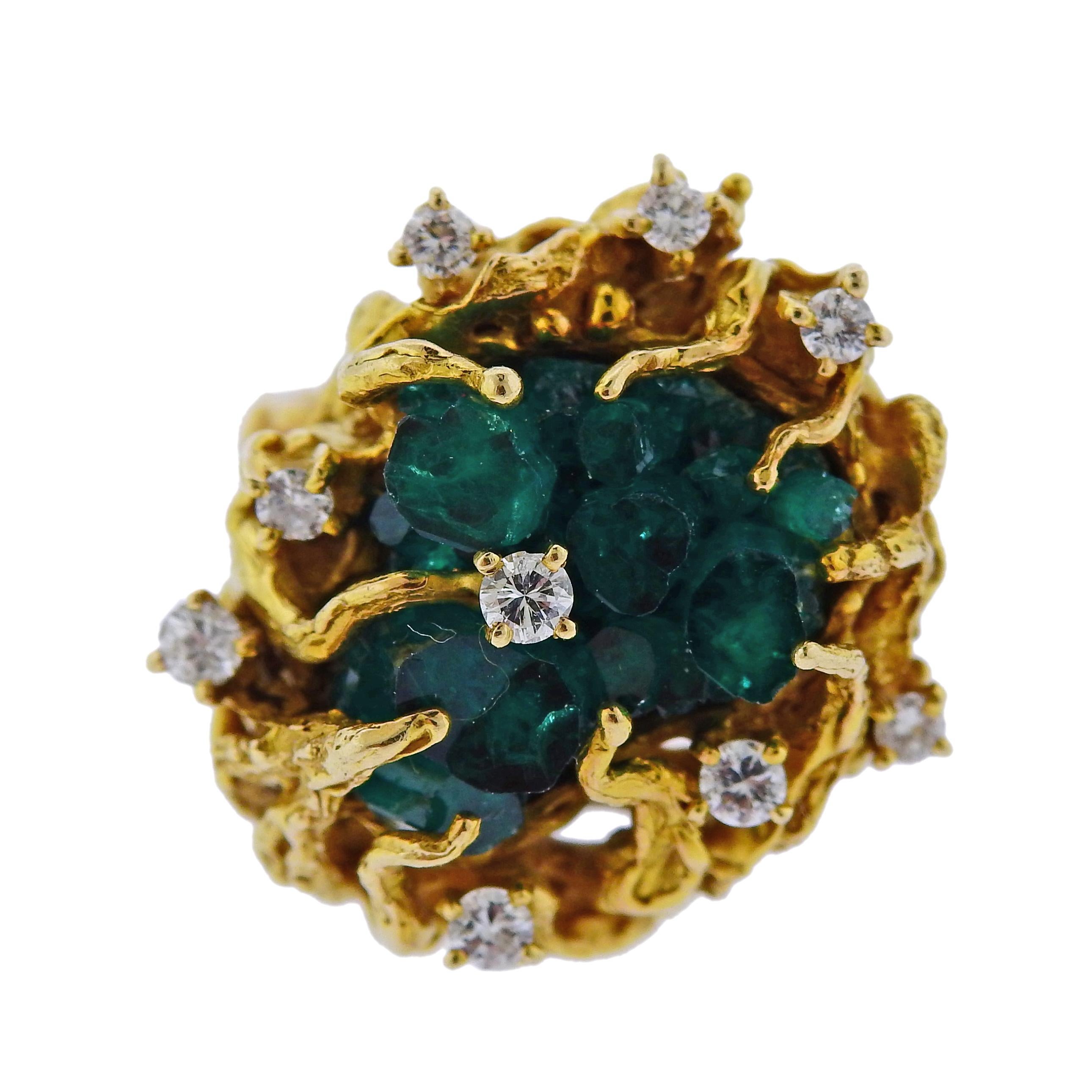 Vintage circa 1970s 14k gold free form ring, featuring Chatham emeralds and approx. 0.45ctw in SI1/GH diamond. Ring size - 7.5, ring top is 25mm x 23mm. Weight: 21.3 grams.