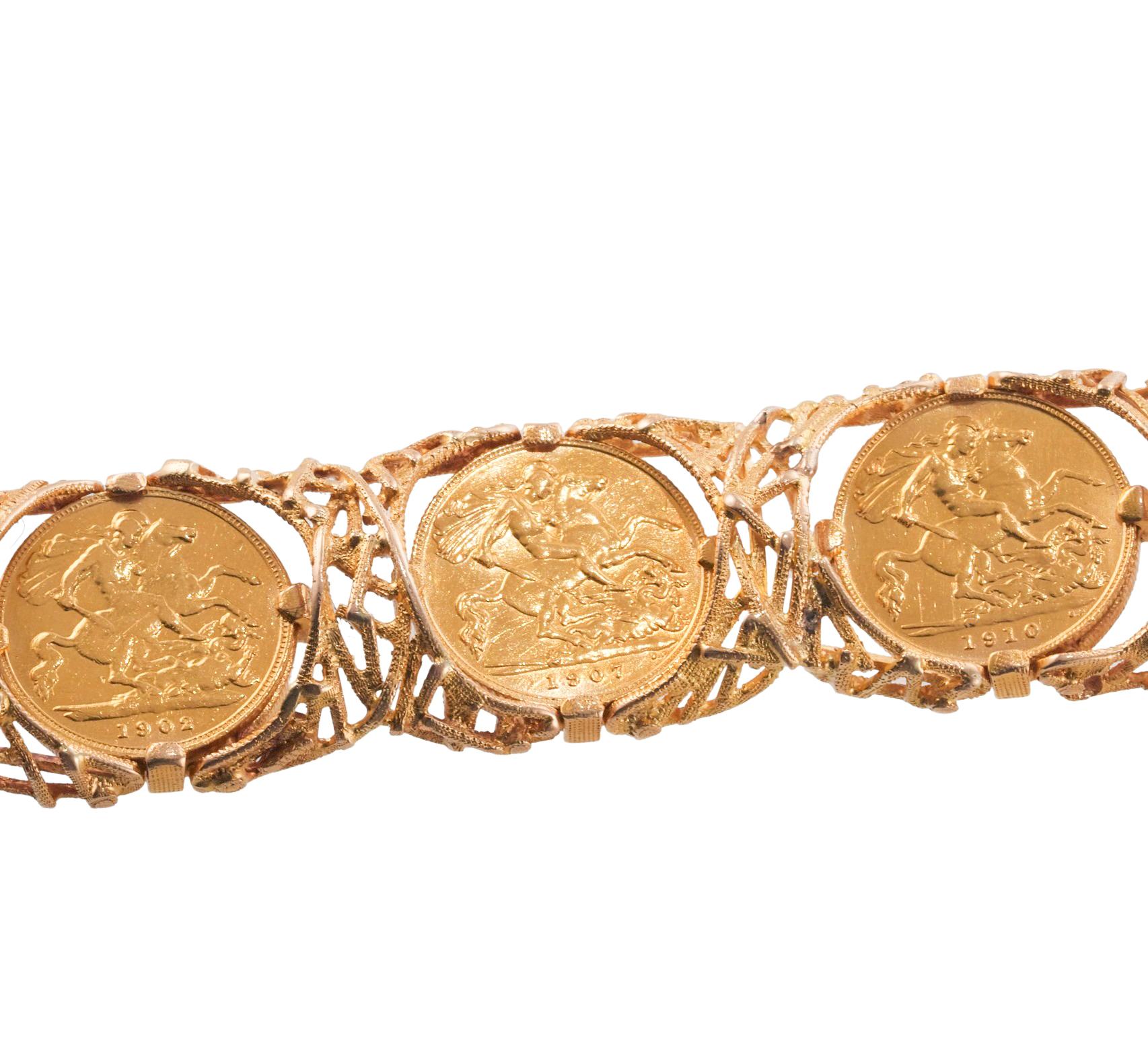 1970s Gold Coin Bracelet In Excellent Condition For Sale In New York, NY