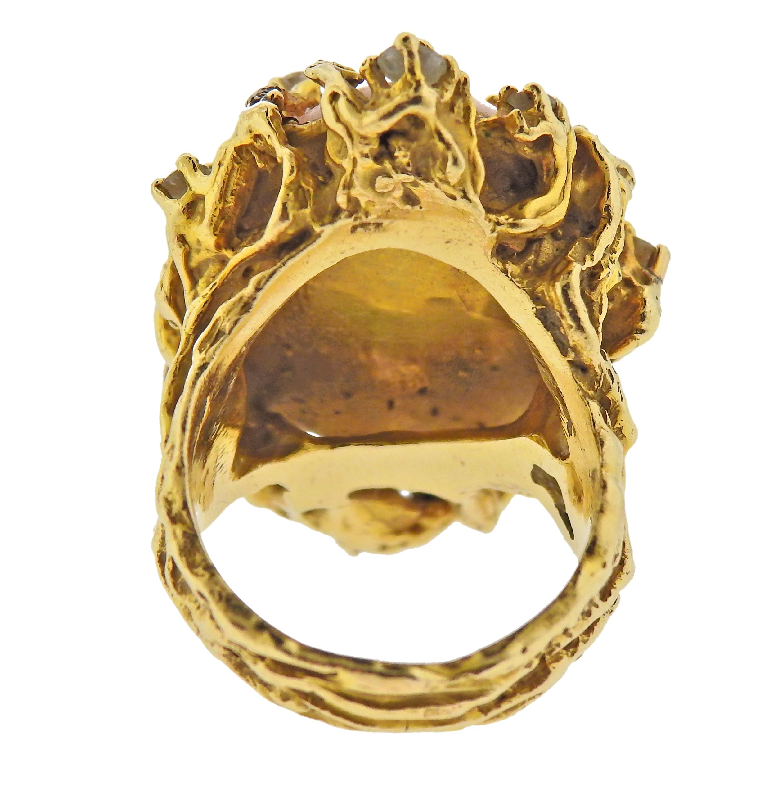 Round Cut 1970s Gold Coral Diamond Freeform Ring