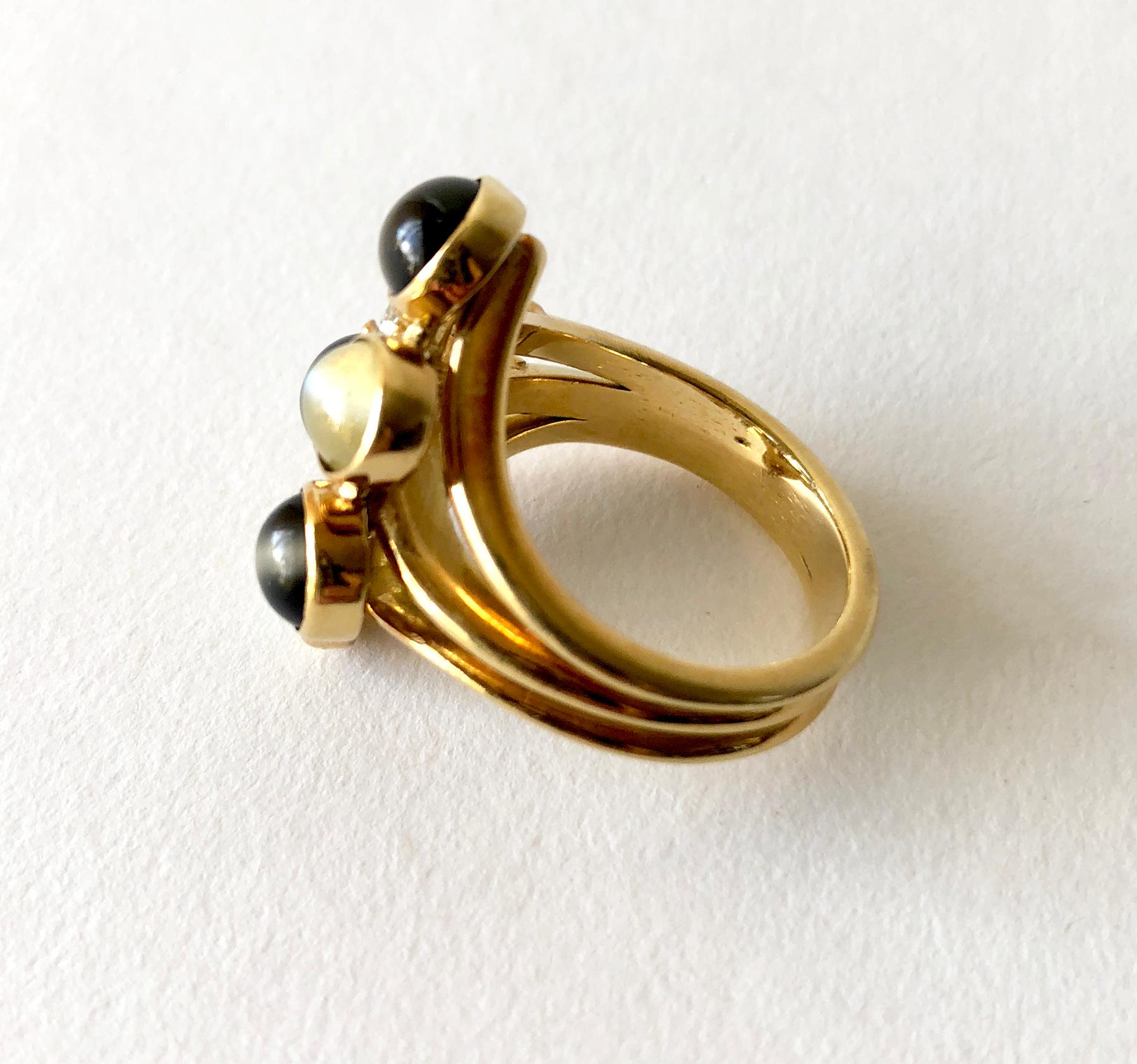 Baguette Cut 1970s Gold Diamond with Cats Eye Natural Gemstones Dinner Cocktail Ring For Sale