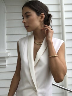 1970s Gold Herringbone Chain Necklace