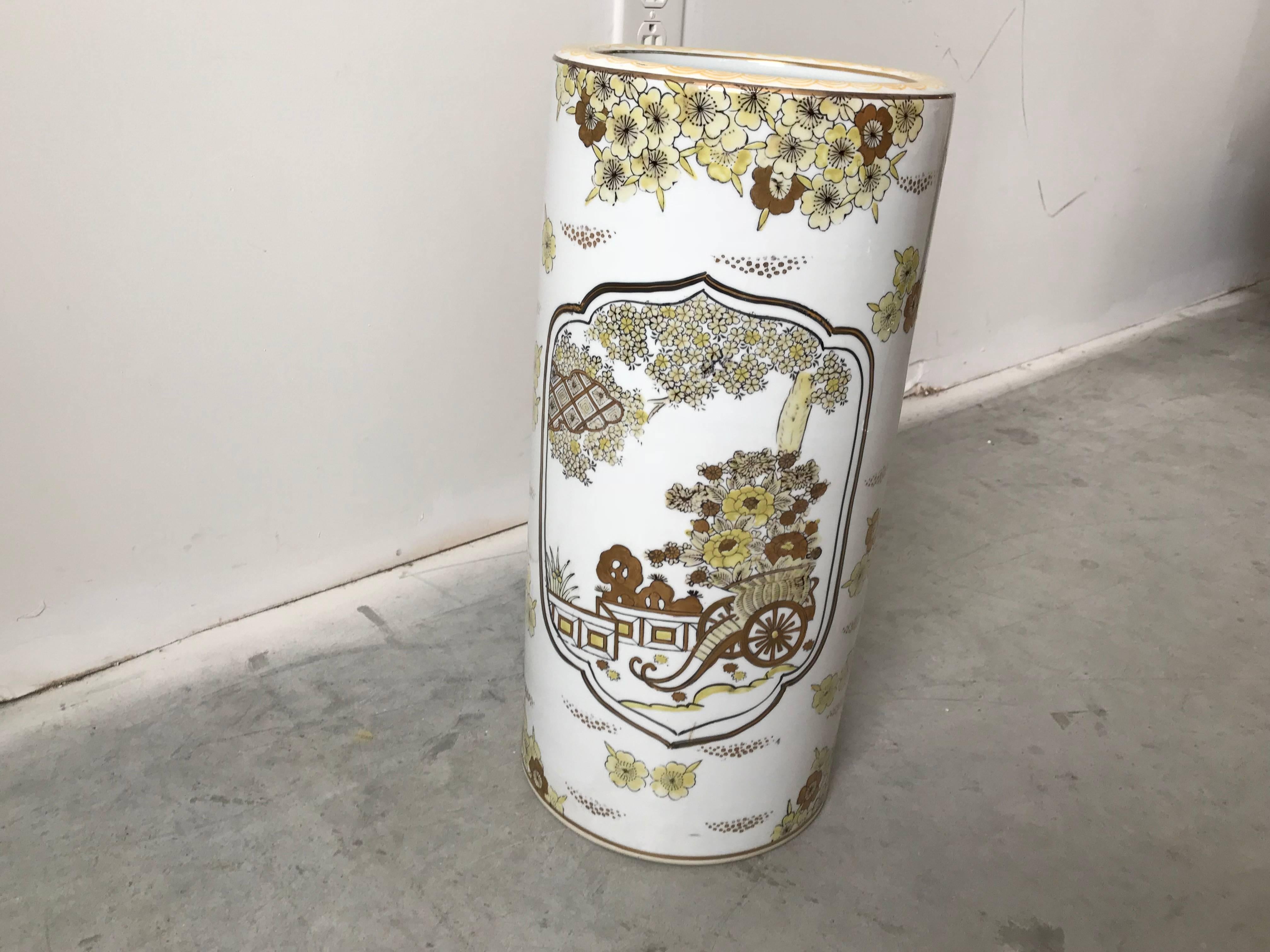 Porcelain 1970s Gold Imari White and Yellow Umbrella Stand For Sale