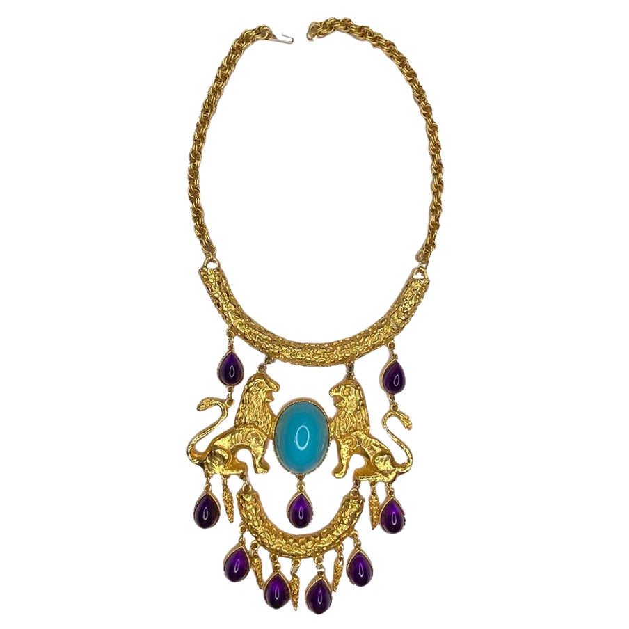 Collier de lions et fausse améthyste en or des années 1970