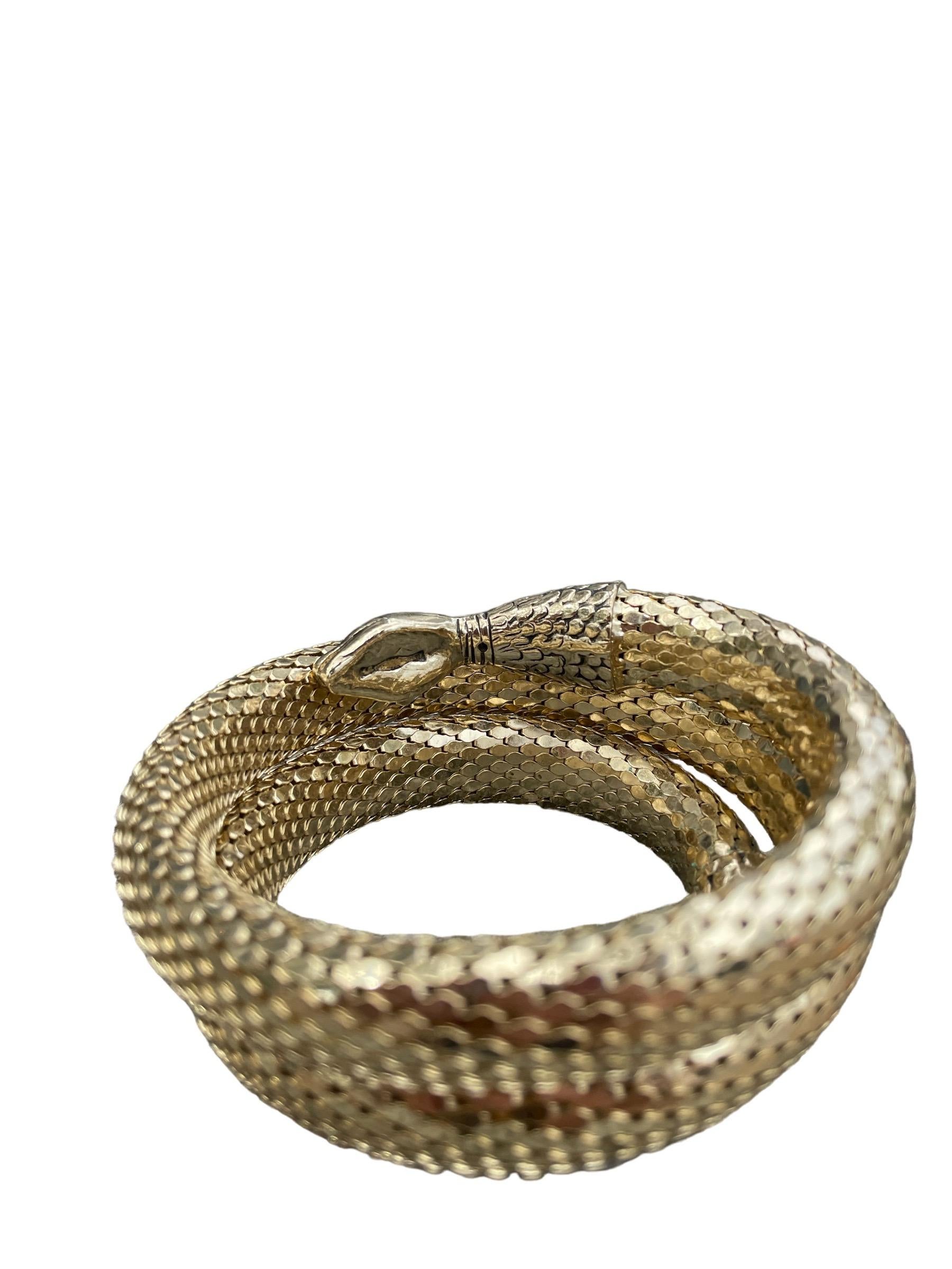 1970 - Bracelet en maille d'or avec serpent en spirale de Whiting et Davis  Excellent état - En vente à Greenport, NY
