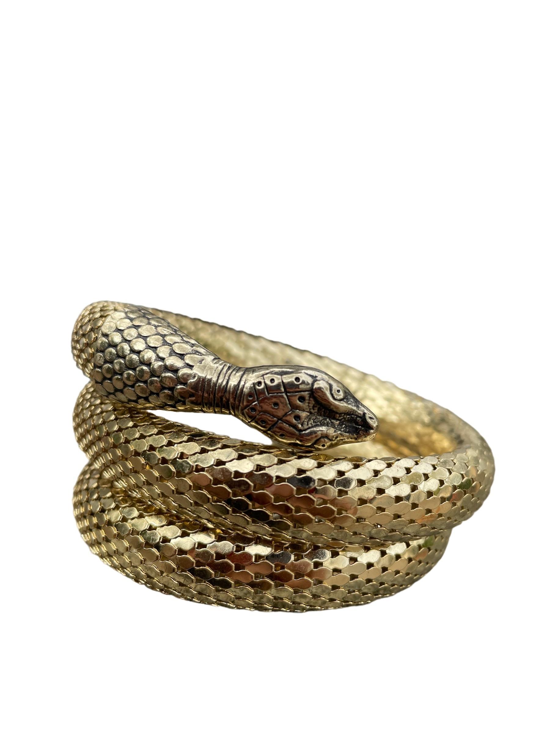 1970 - Bracelet en maille d'or avec serpent en spirale de Whiting et Davis  en vente 1