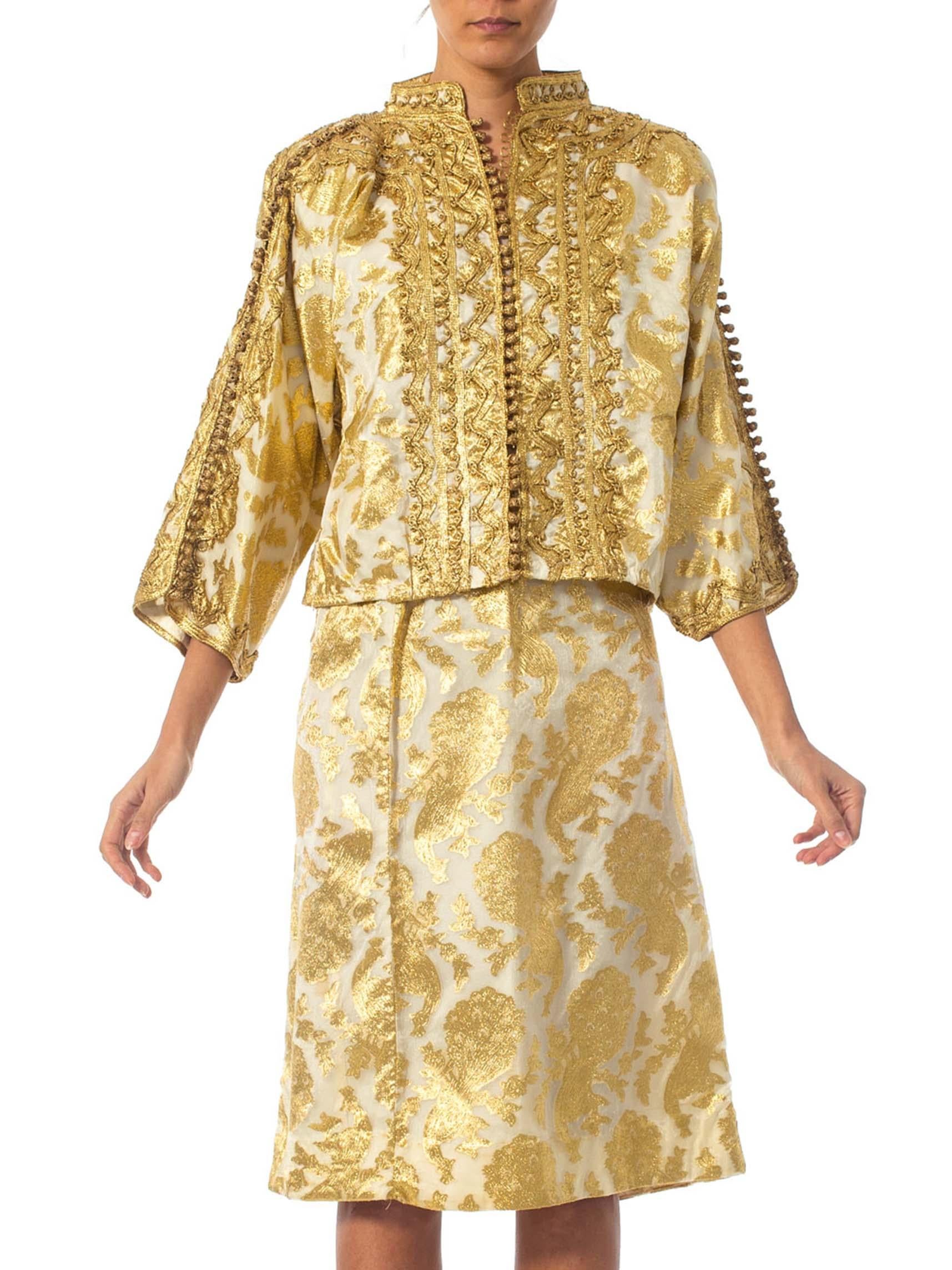 1970S Gold Metallic Poly Lurex Embroidered Ensemble Woven With Golden Peacocks! In Excellent Condition In New York, NY