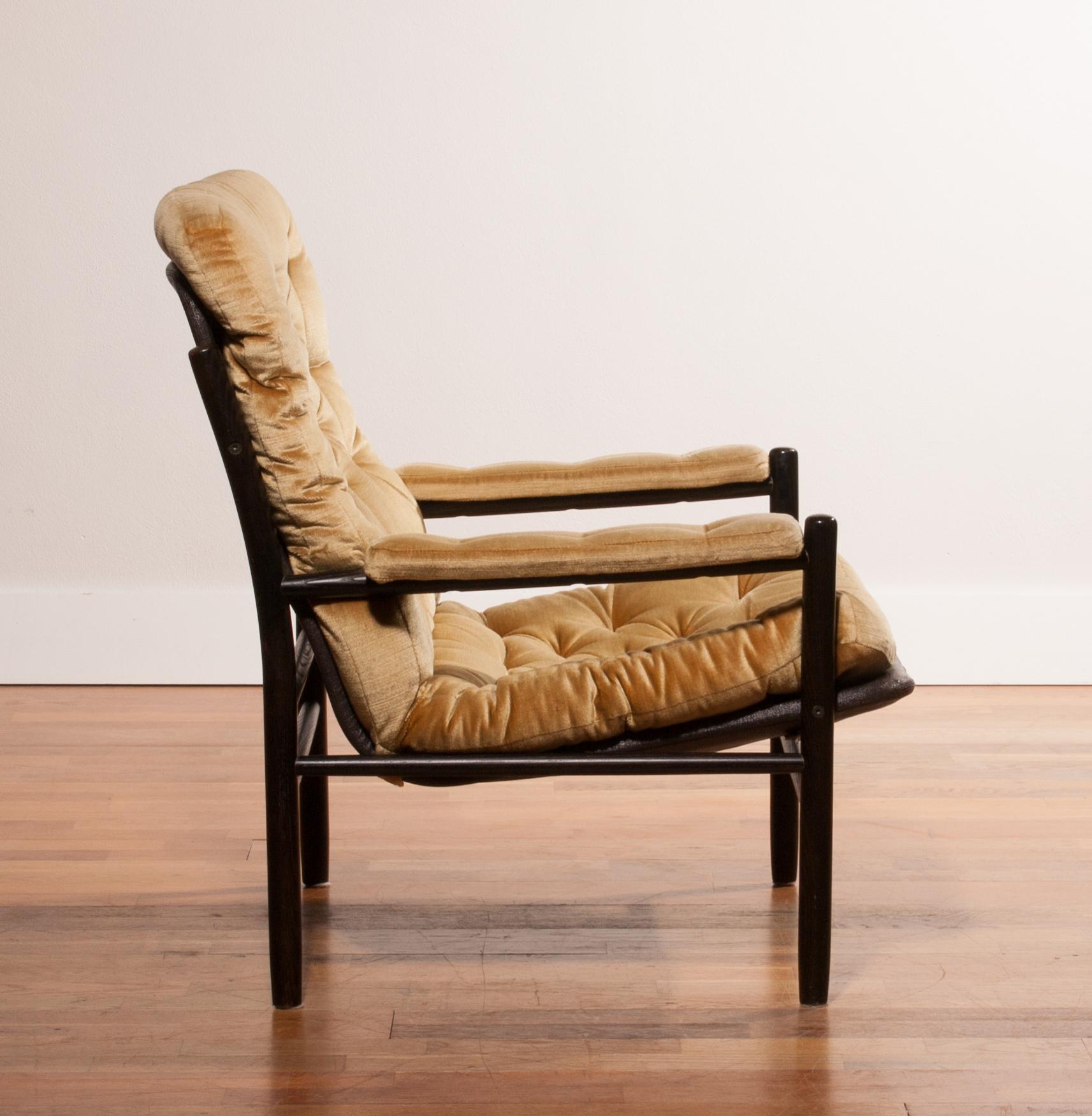 1970s, Gold Velours Lounge Chair by Kenneth Bergenblad for DUX, Sweden 4
