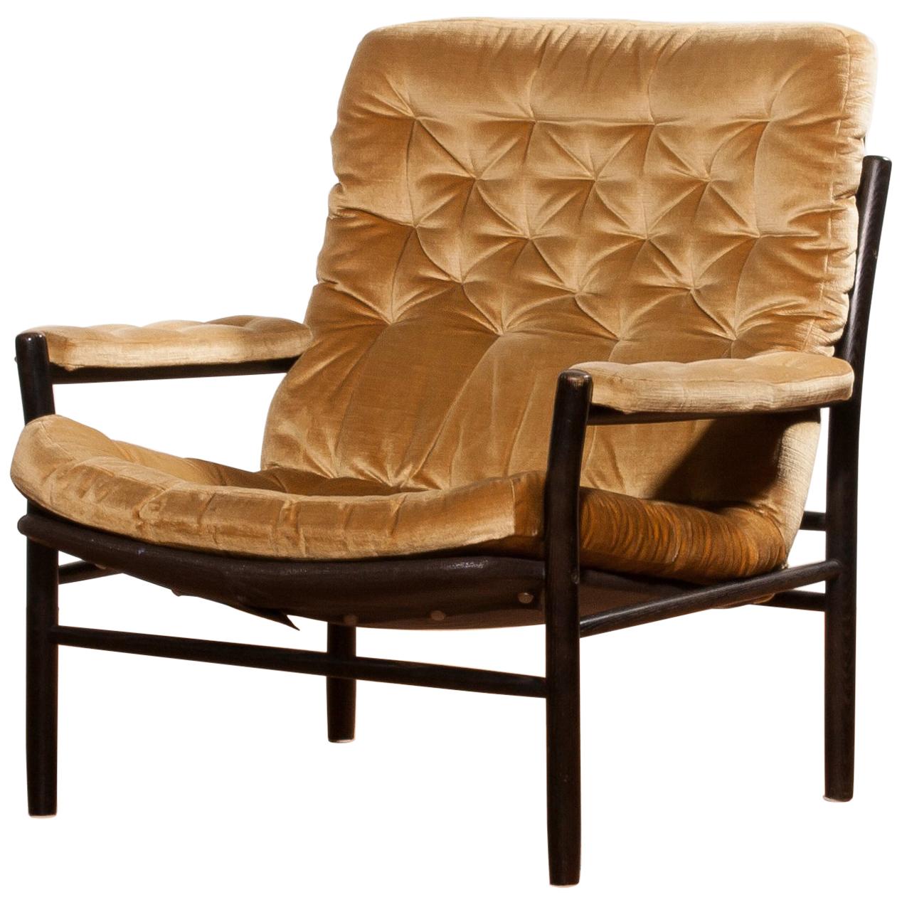 Mid-Century Modern 1970s, Gold Velours Lounge Chair by Kenneth Bergenblad for DUX, Sweden