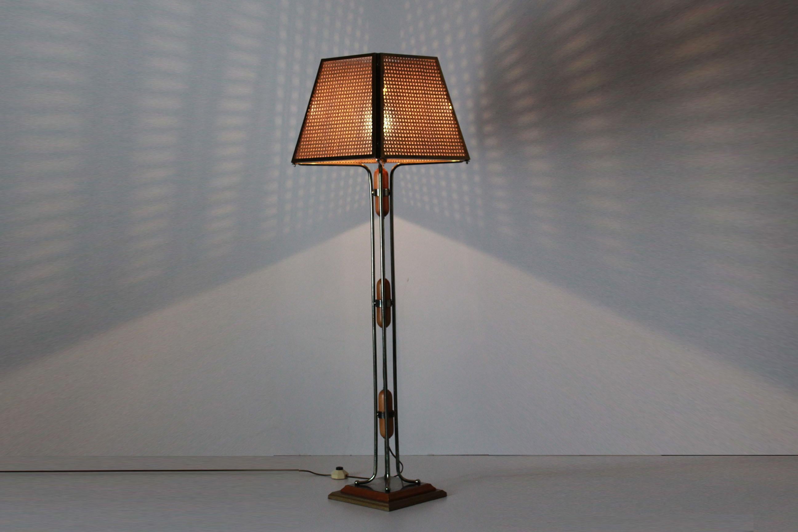 Regency Revival 1970s Vintage Floor Lamp with Goldenrod Structure and Wien Straw Lampshade