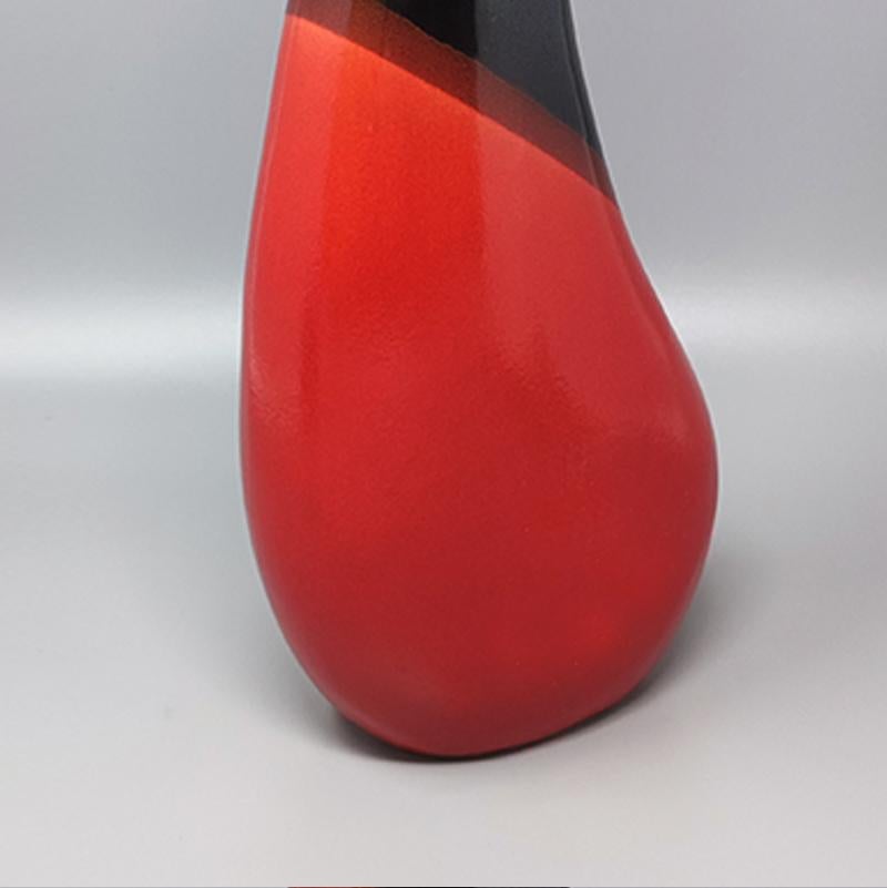 Céramique Superbe vase rouge des années 1970 par Marei Ceramic. Fabriqué en Allemagne en vente