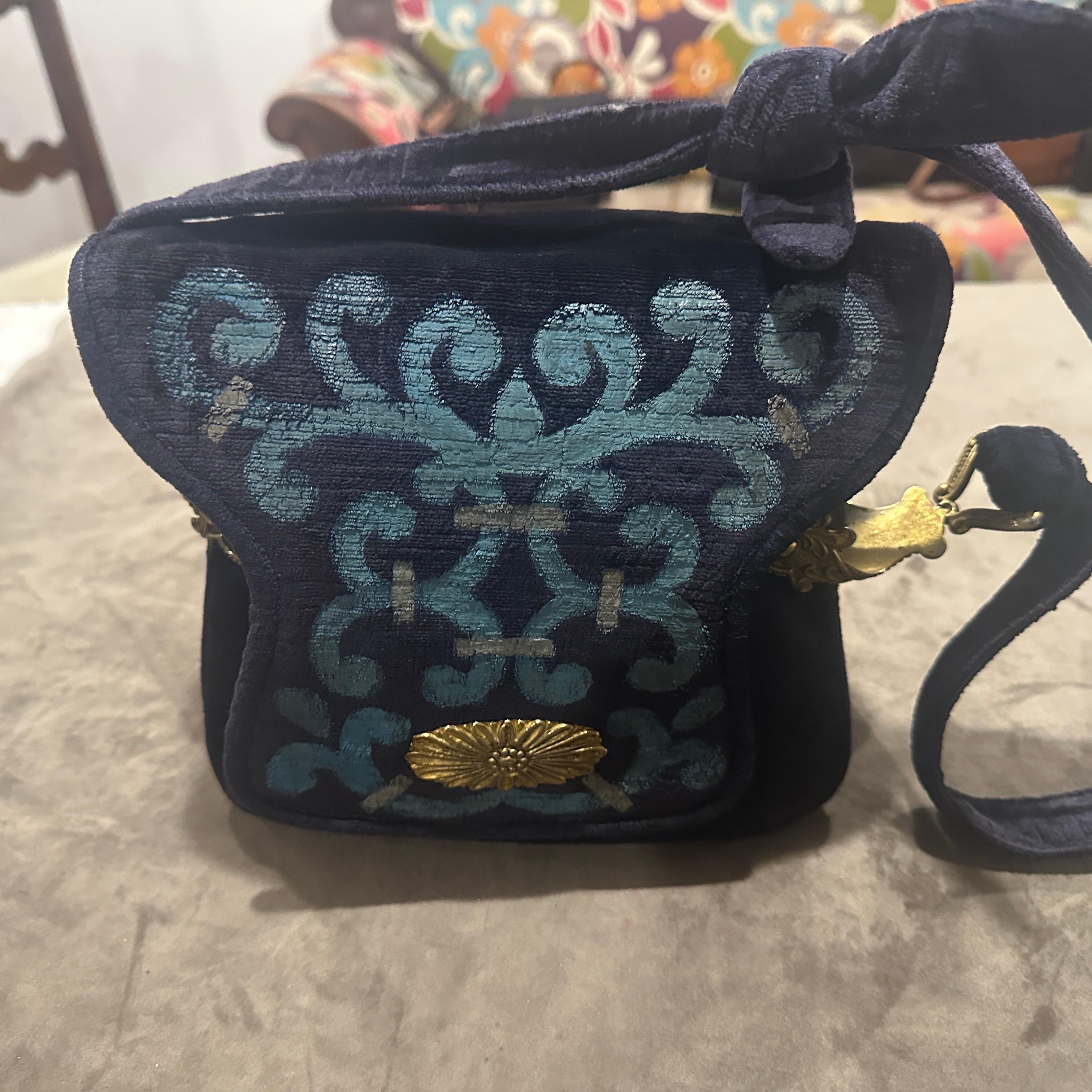 1970 - Magnifique sac à bandoulière italien en velours et laiton bleu et turquoise en vente 8