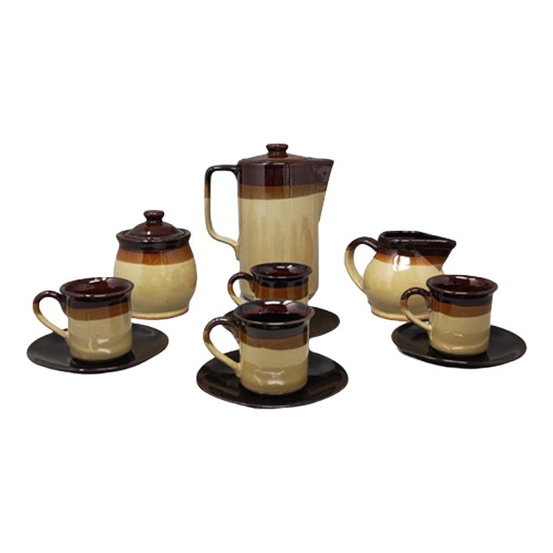 1970 Gorgeous Brown Coffee Set in Faenza Ceramic, Handmade Made in Italy (Service à café brun en céramique de Faenza, fait à la main)