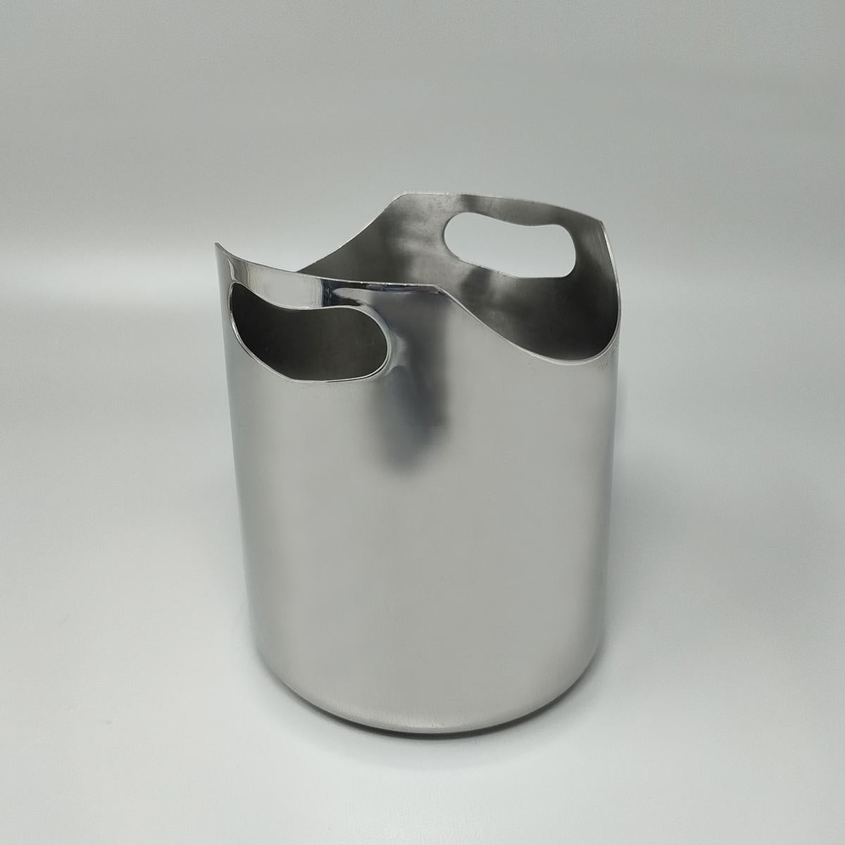 Acier inoxydable Magnifique shaker à cocktail avec seau à glace des années 1970 par Motta. Fabriqué en Italie en vente