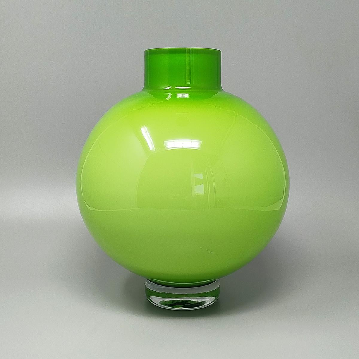 Mid-Century Modern 1970s Gorgeous Green Vase by Ind. Vetraria Valdarnese. Made in Italy For Sale