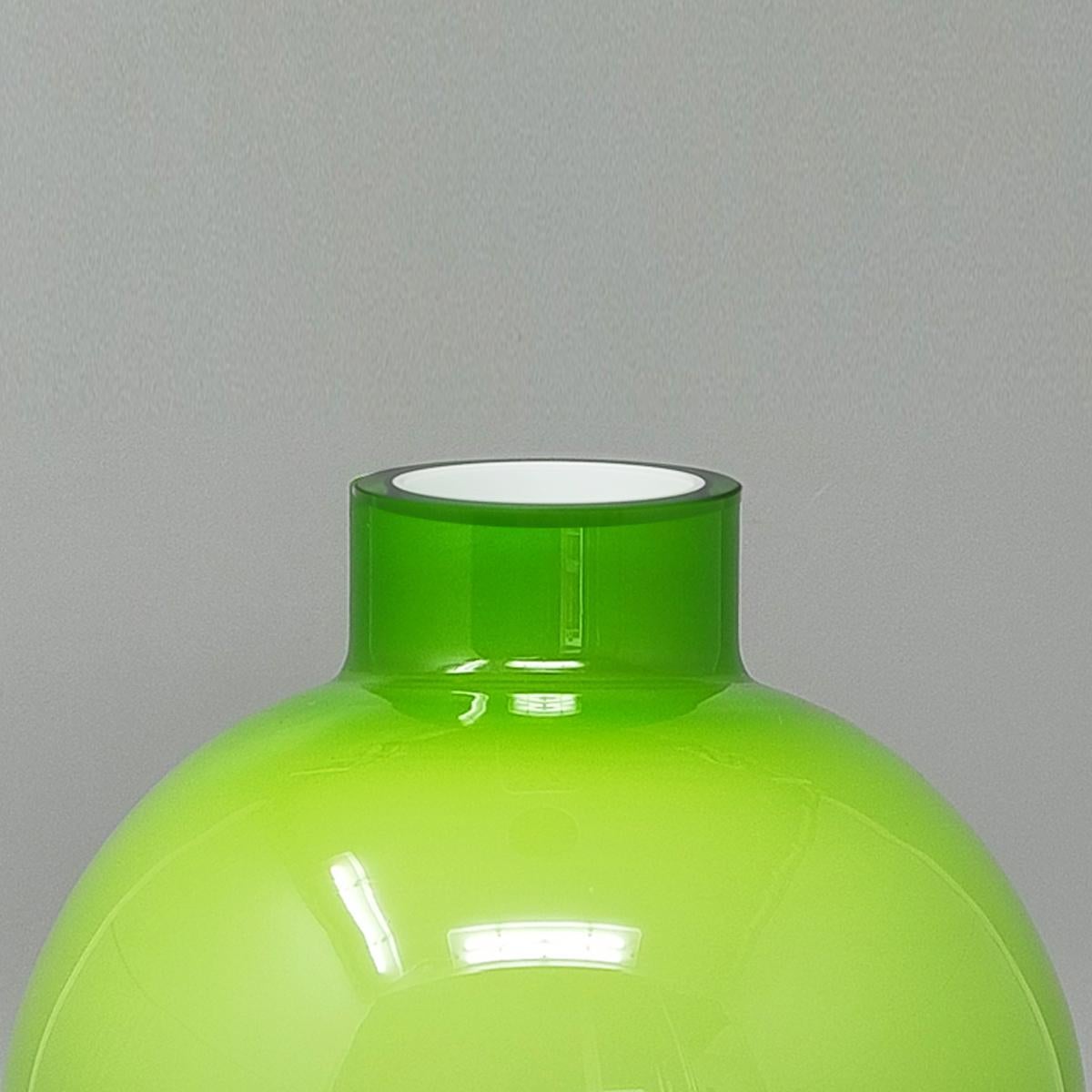 Italian 1970s Gorgeous Green Vase by Ind. Vetraria Valdarnese. Made in Italy For Sale