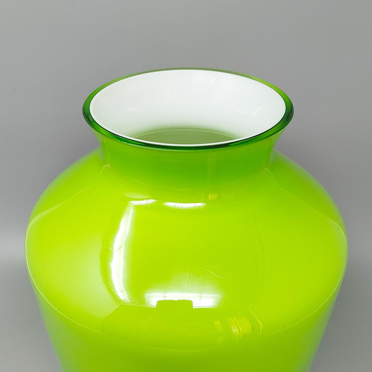 Vaso Greene & Greene degli anni '1970 di Ind. Vetraria Valdarnese. Prodotto in Italia In condizioni ottime in vendita a Milano, IT