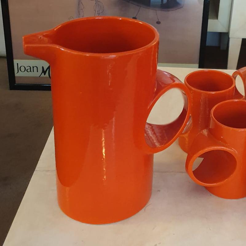 1970s Gorgeous Orange Set of Six Cups with Pitcher in Ceramic by Gabbianelli In Excellent Condition For Sale In Milan, IT