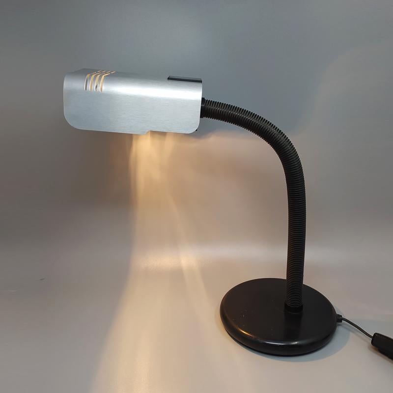 Superbe lampe de bureau d'origine des années 1970 par Targetti, fabriquée en Italie Bon état - En vente à Milano, IT