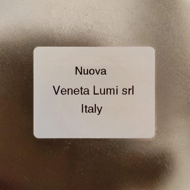 1970er Jahre Wunderschönes Paar weißer Augentischlampen von Veneta Lumi, hergestellt in Italien im Angebot 2