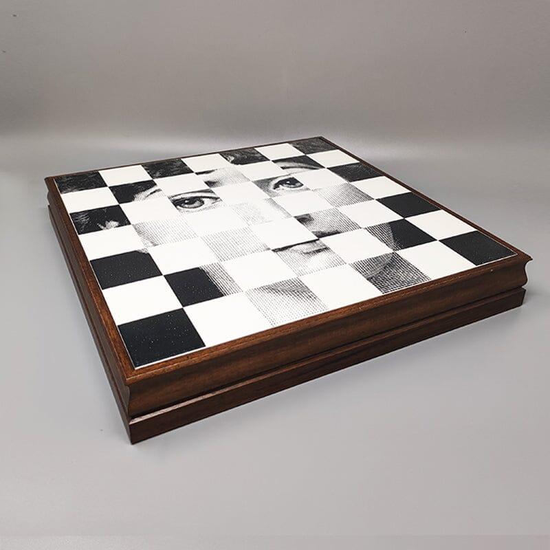 Mid-Century Modern Superbe plateau d'échecs Piero Fornasetti des années 1970 - Boîte de jeu. Fabriqué en Italie en vente