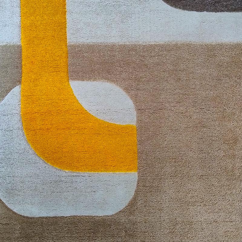 1970s Gorgeous Rug by Paracchi Model Twist. Pure wool. Made in Italy For Sale 1