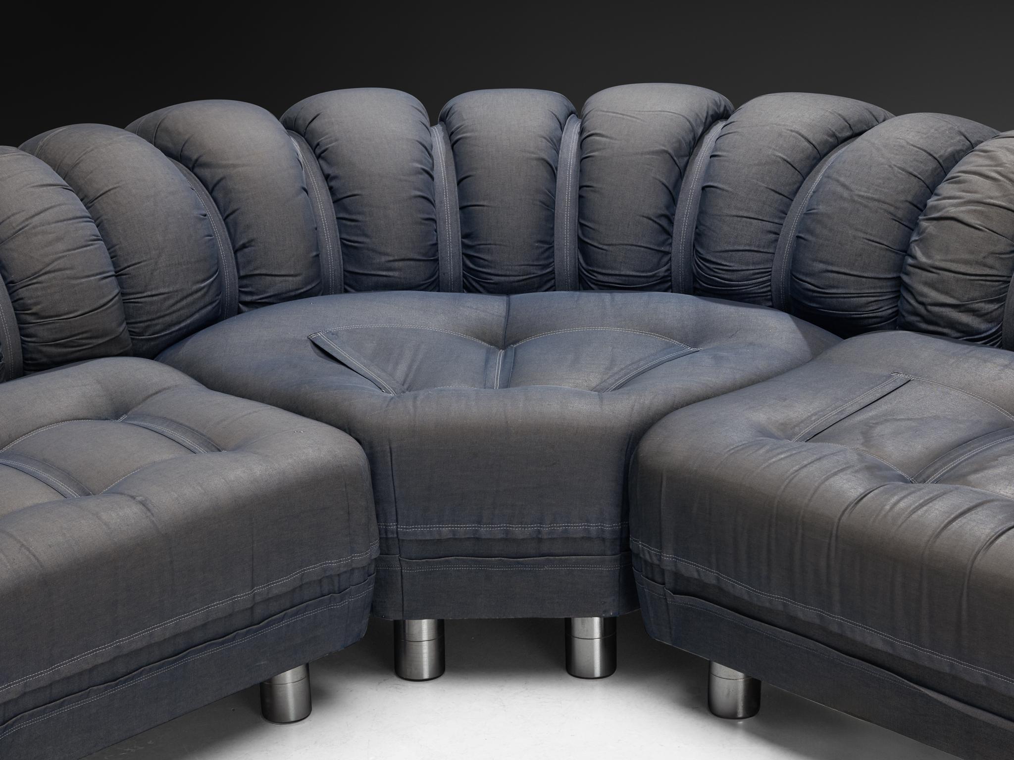 1970s Grand Italian Postmodern Curved Sectional Sofa In Good Condition In Waalwijk, NL