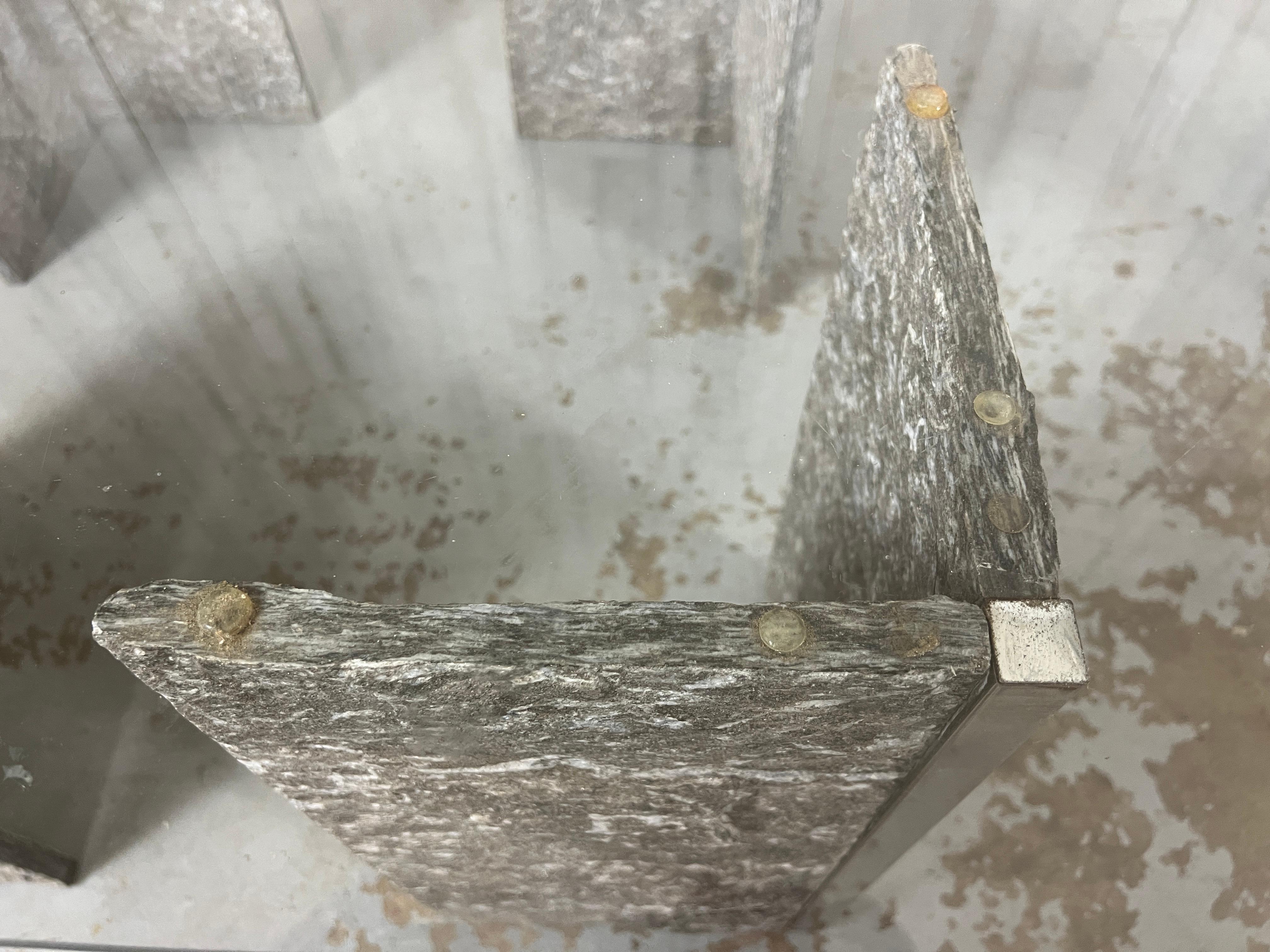 Tables d'extrémité granit et chrome des années 1970 en vente 2