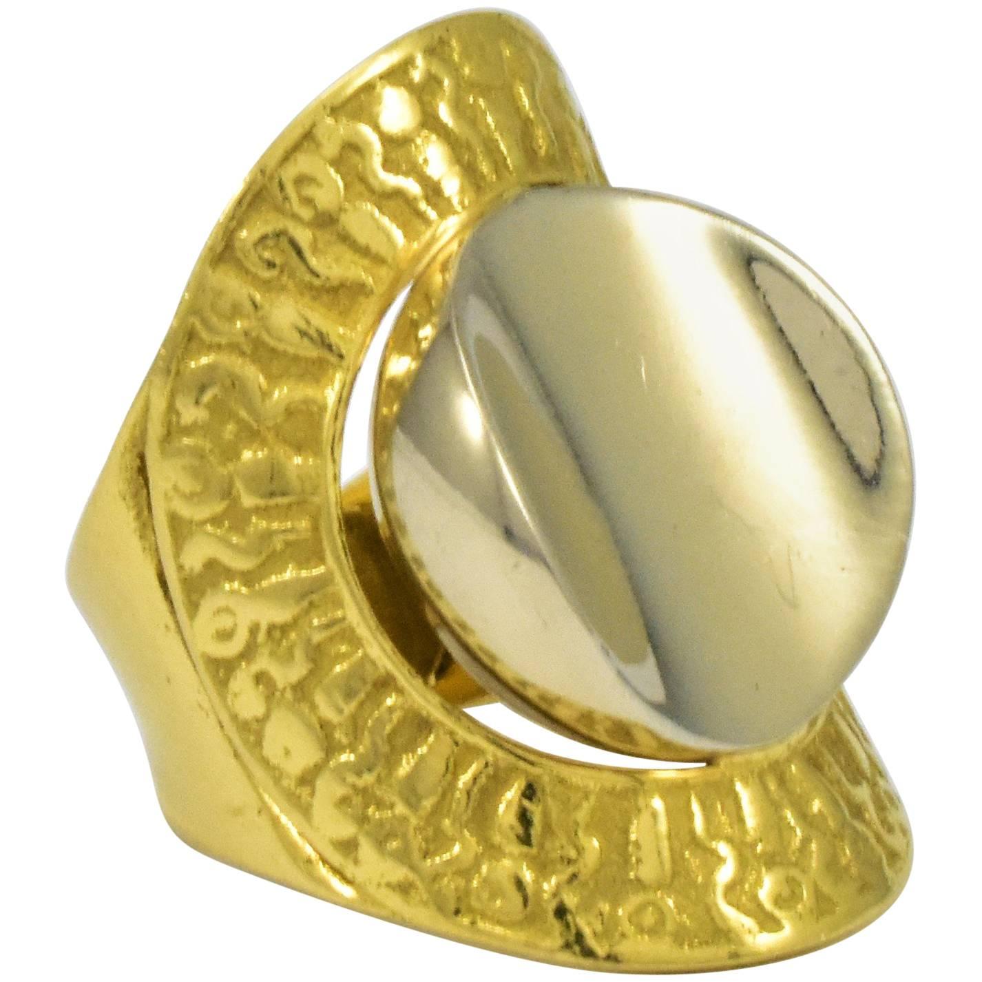 1970s Greek Style 18 Karat Yellow and White Gold Disc Ring For Sale