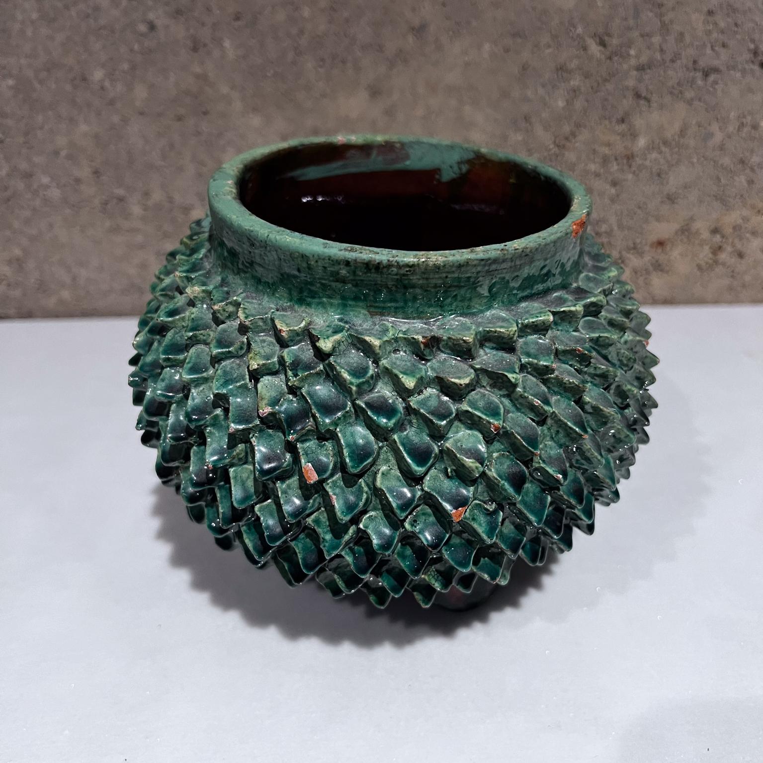 Mexicain 1970 The Artful Green Green Pottery Bowl Piña Ceramics Michoacán Mexico en vente