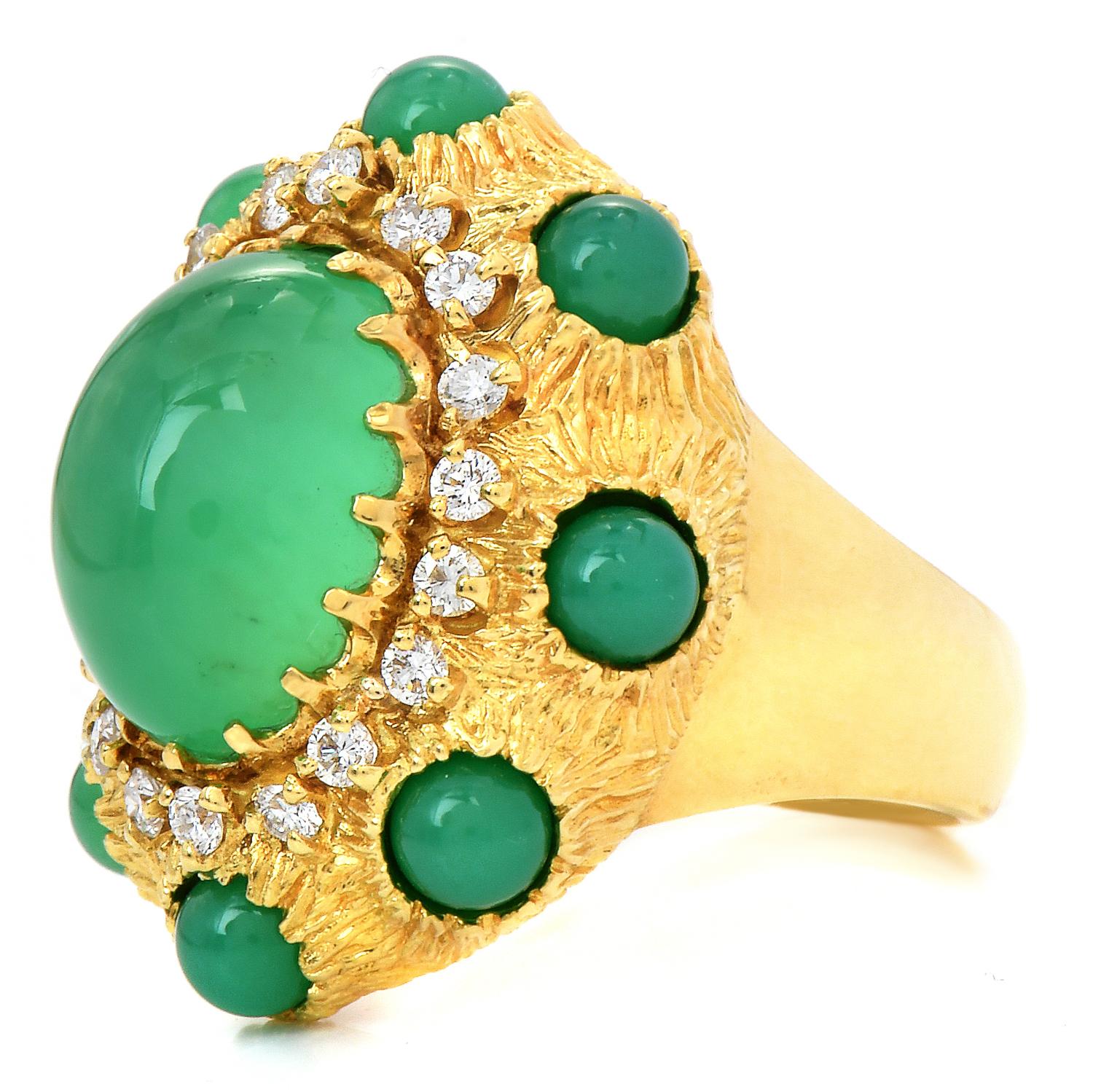 Retro 1970s Green Chalcedony Diamond 18k Yellow Gold Halo Cocktail Ring For Sale