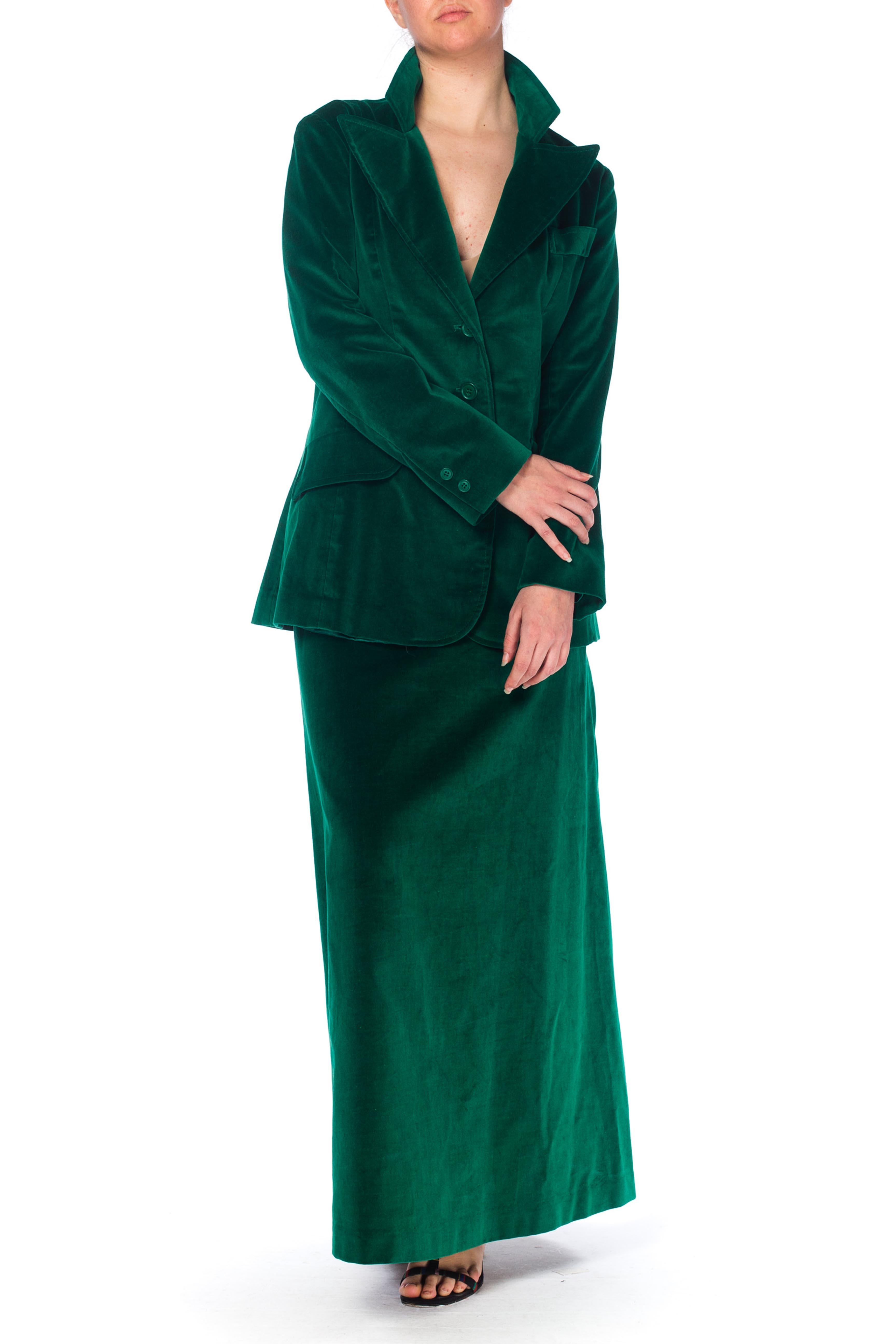 1970S Green Cotton Velvet Maxi Skirt Suit XL In Excellent Condition For Sale In New York, NY