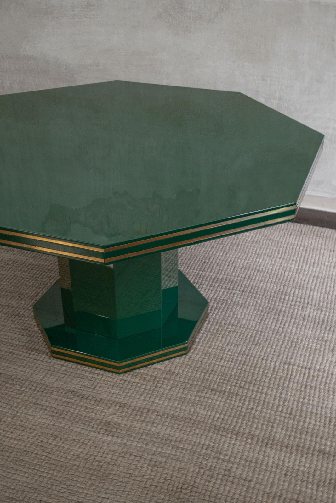 1970s Green Lacquered Wood Dining Set For Sale 6