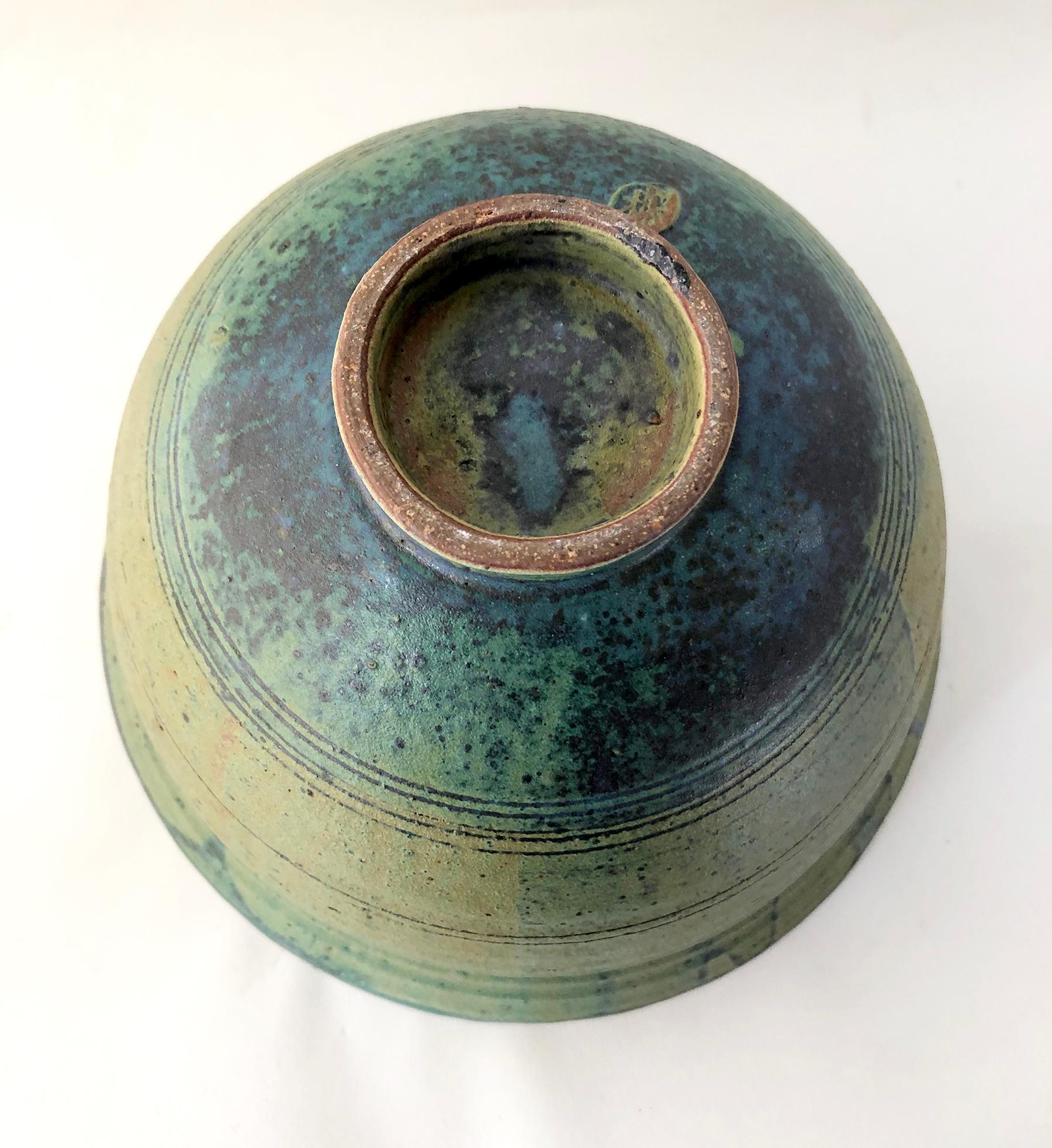 1970s Green Large California Modernist Studio Pottery Bowl  In Good Condition In Palm Springs, CA