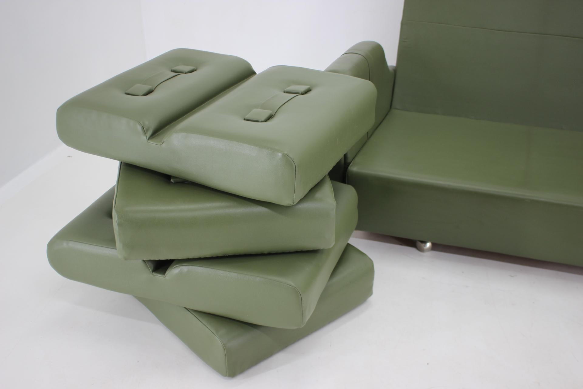 1970s Green Leatherette 3-Seater Sofa, Czechoslovakia 10