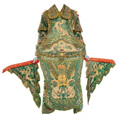 Chinesisches, besticktes Drachen-Ensemble aus grüner Seide, 1970er Jahre